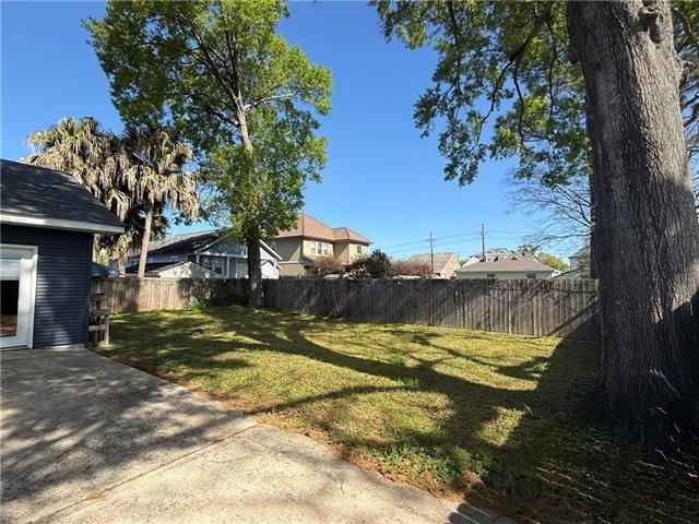 Metairie, Louisiana, 70001, United States, 3 Bedrooms Bedrooms, ,2 BathroomsBathrooms,Residential,For Sale,1979701