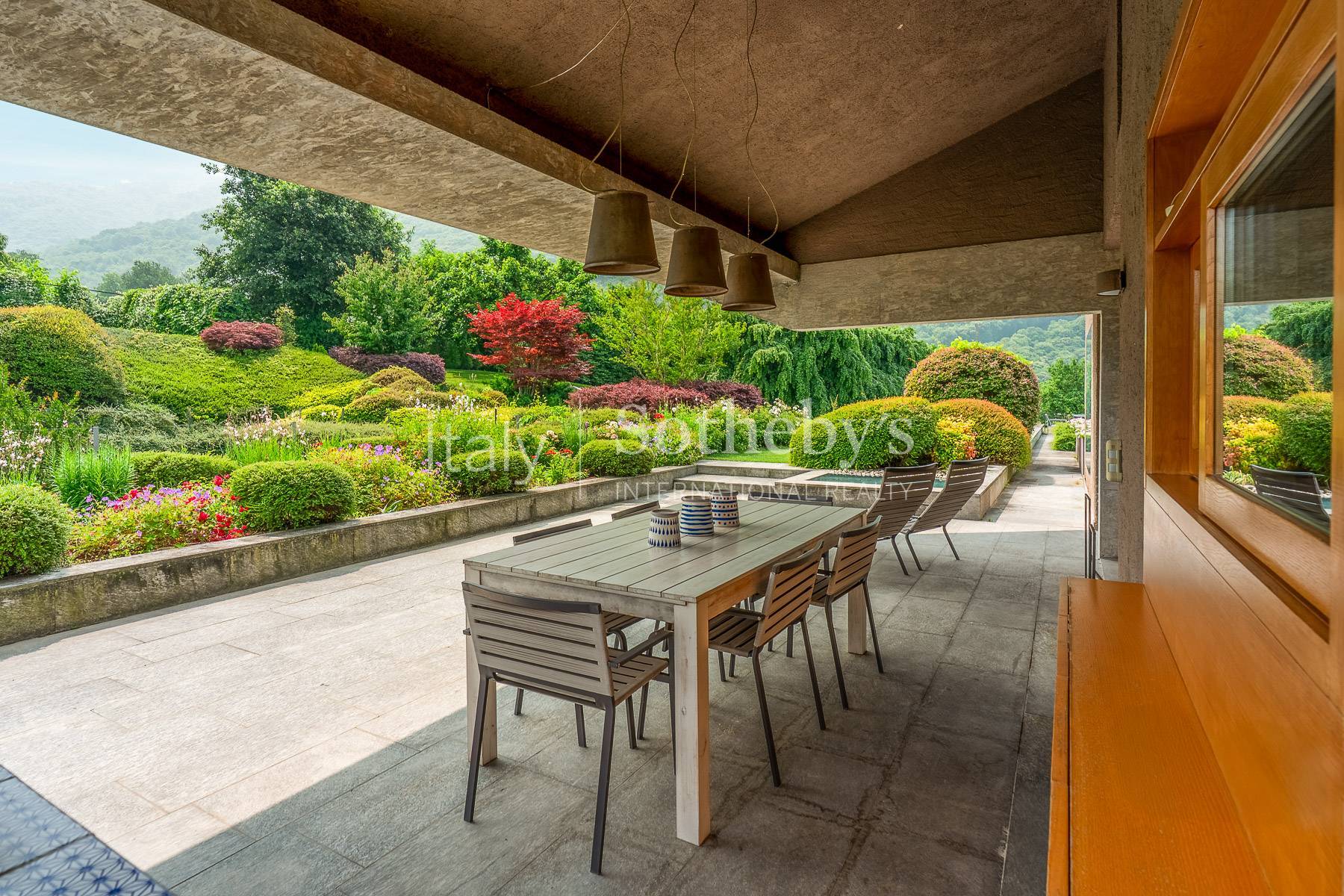  Prestigious villa with lake view and private park - 物件實景