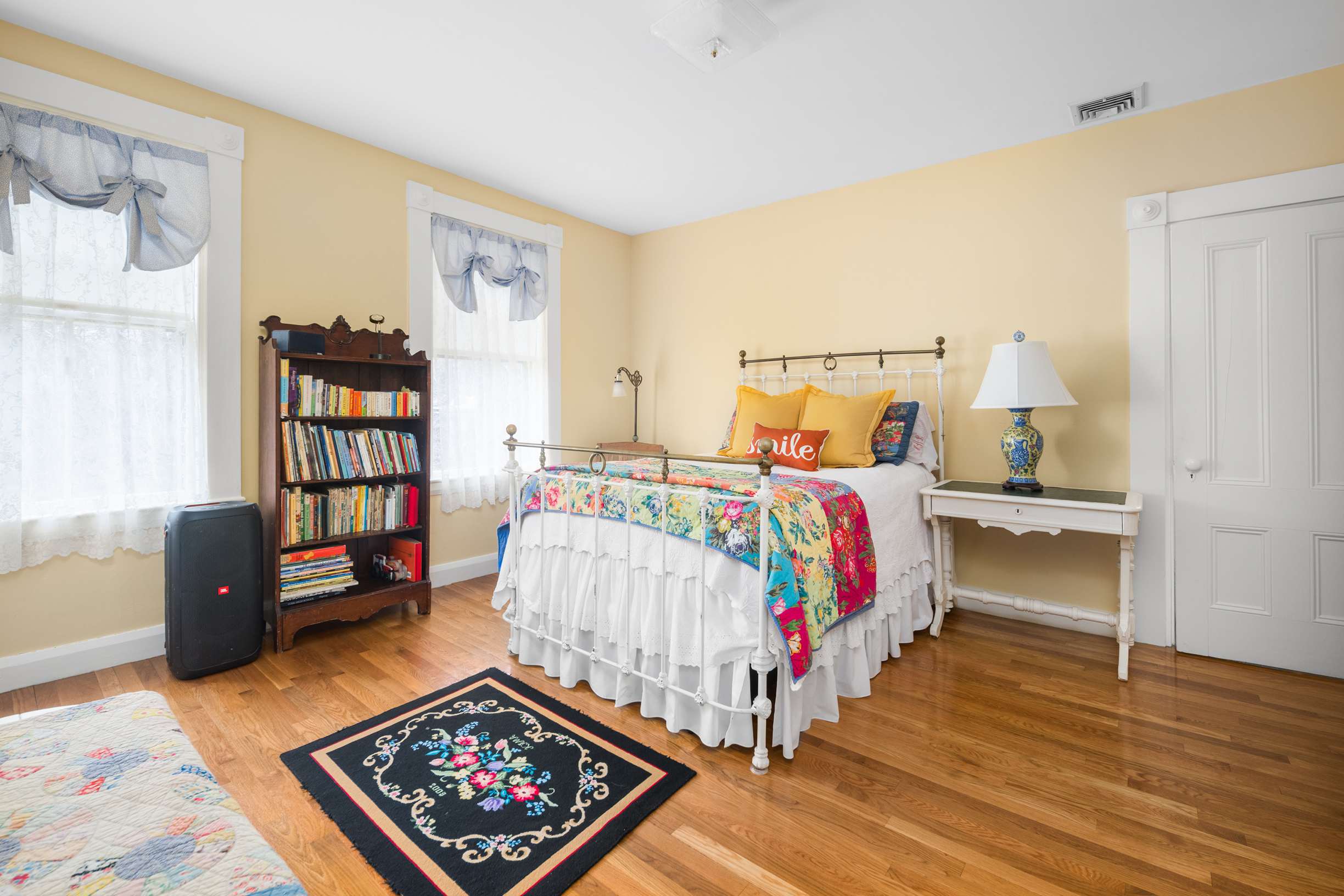  Grand New Englander with 2 Bedroom Apartment in York Village - 物件實景