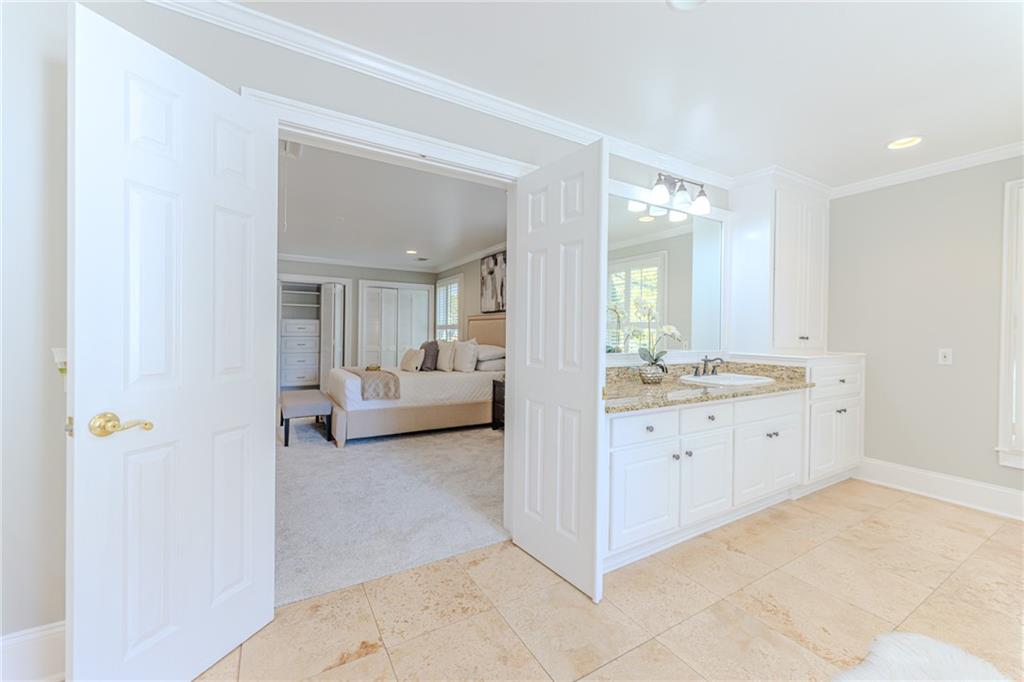 Atlanta, Georgia, 30350, United States, 5 Bedrooms Bedrooms, ,5 BathroomsBathrooms,Residential,For Sale,1987356