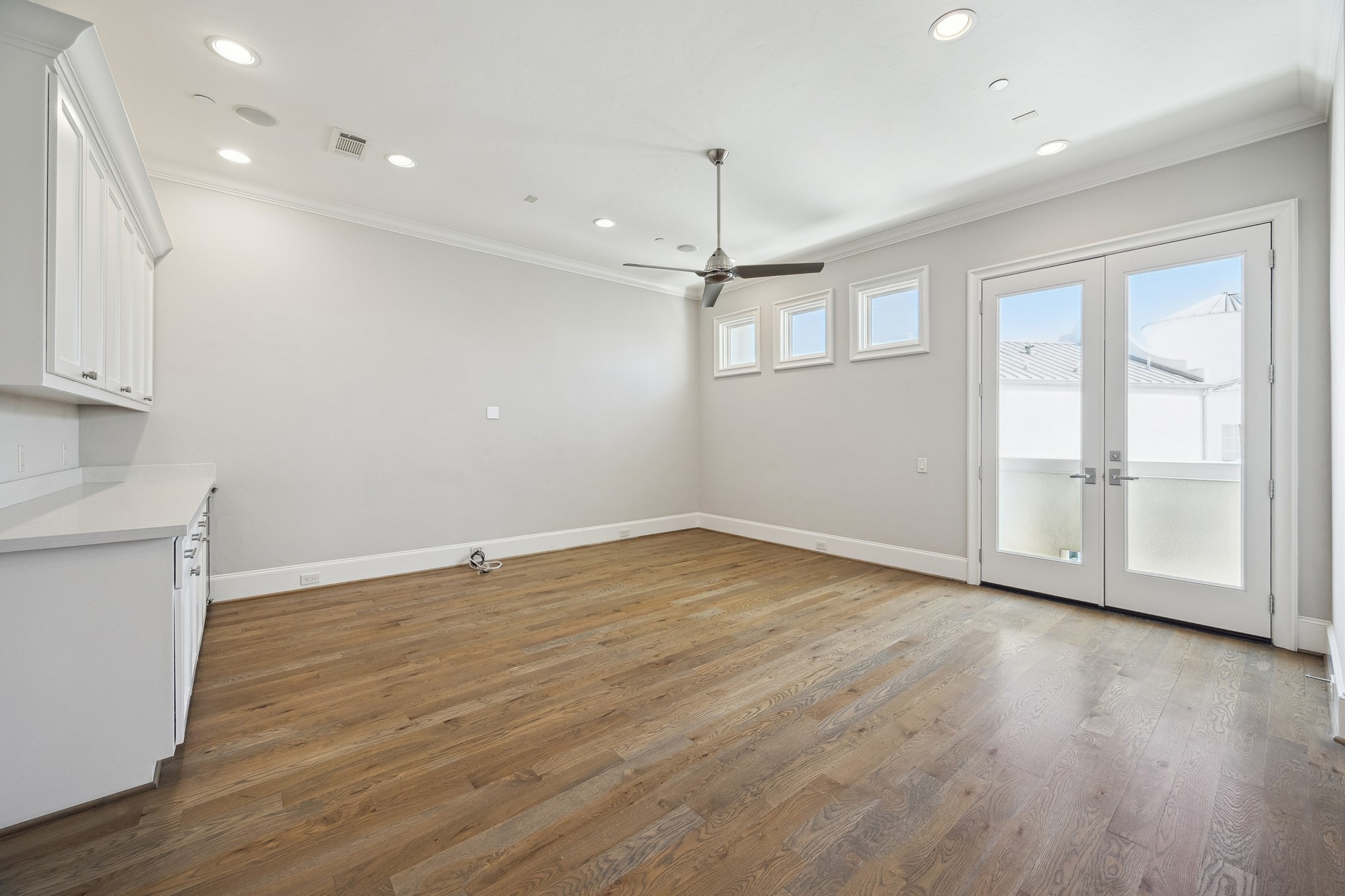  5327 Paseo Caceres Drive - 物件實景