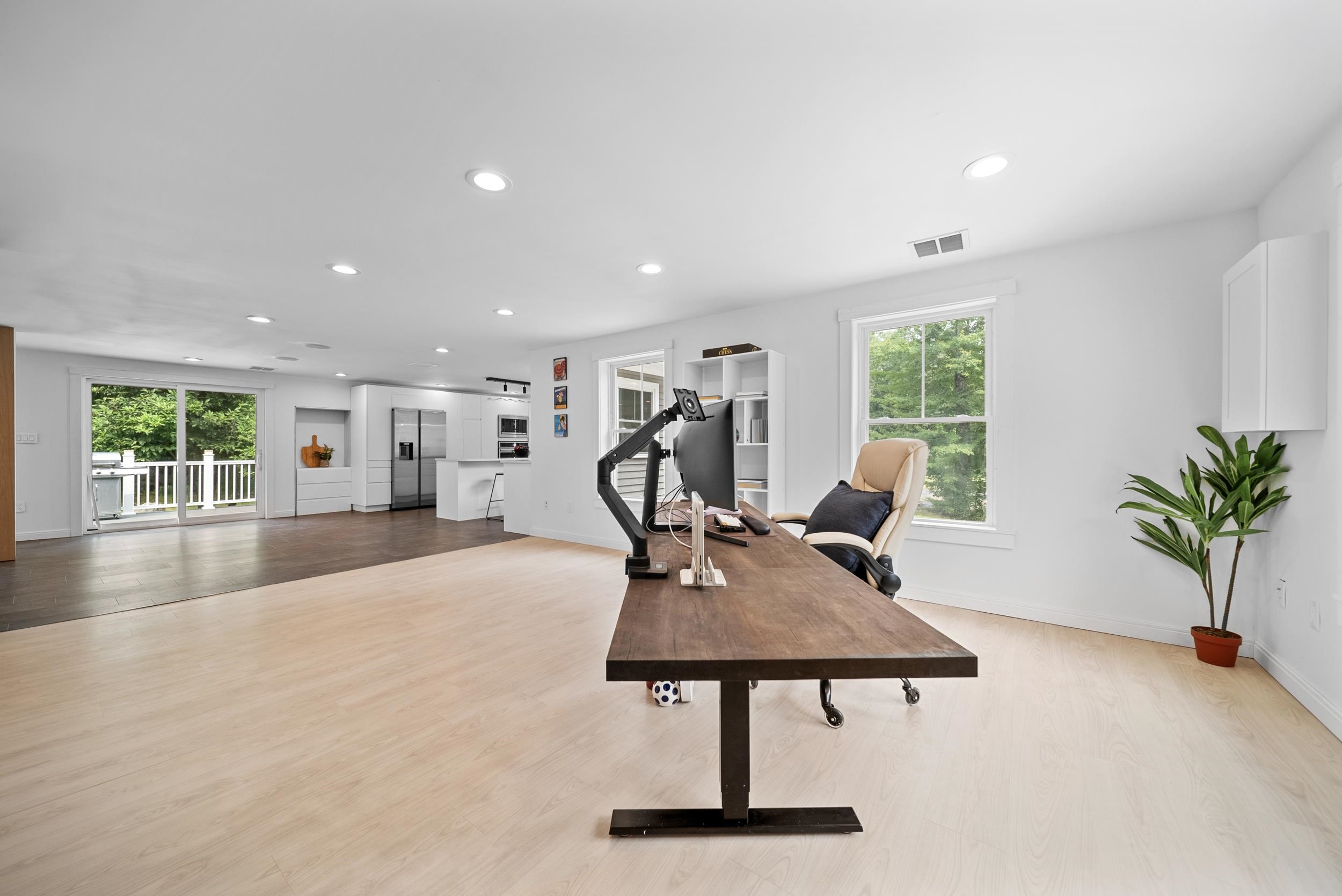 Merrimack, New Hampshire, 03054, United States, 3 Bedrooms Bedrooms, ,Residential,For Sale,1911681