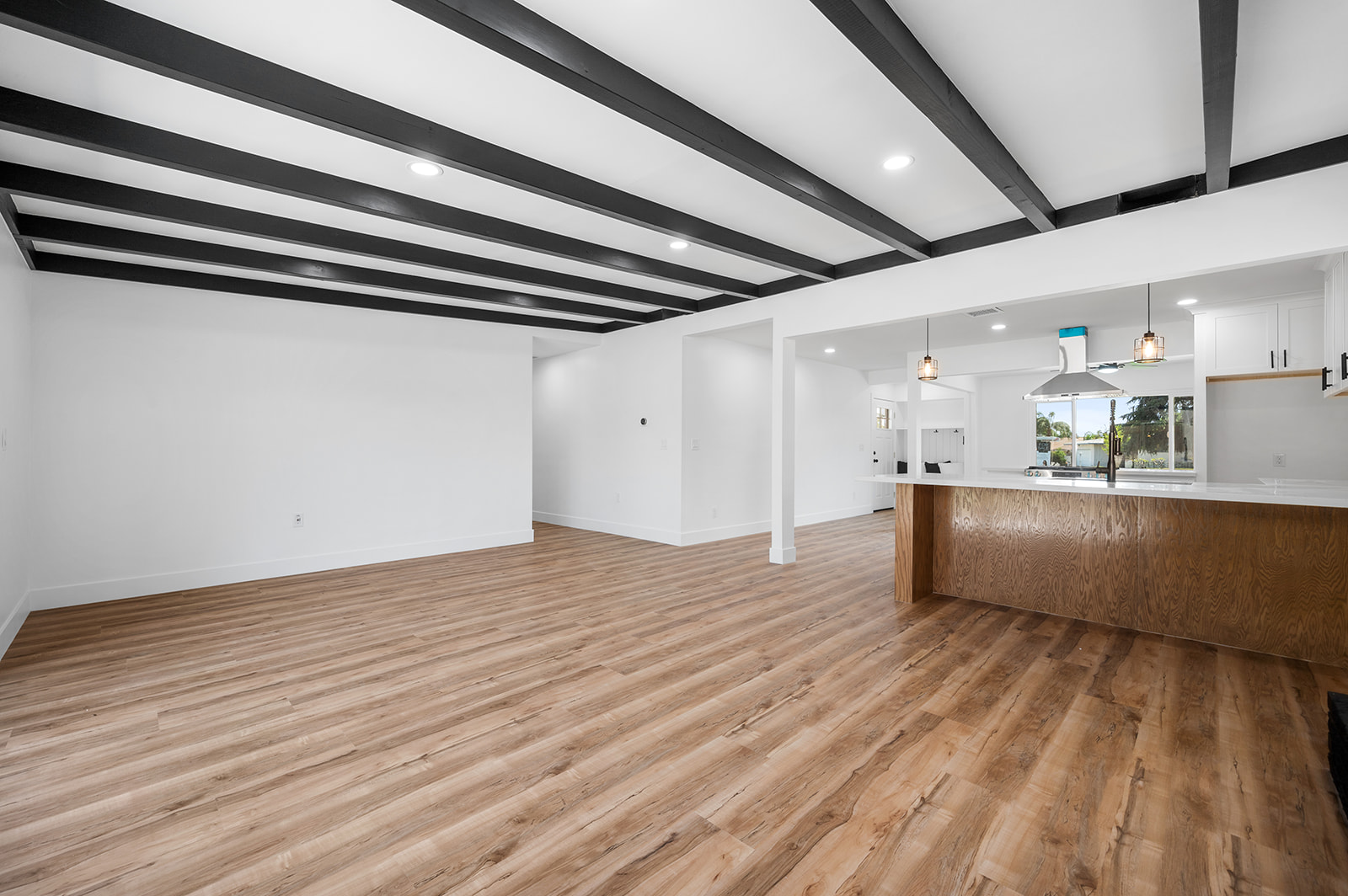 Rialto, California, 92376, United States, 4 Bedrooms Bedrooms, ,2 BathroomsBathrooms,Residential,For Sale,1878686