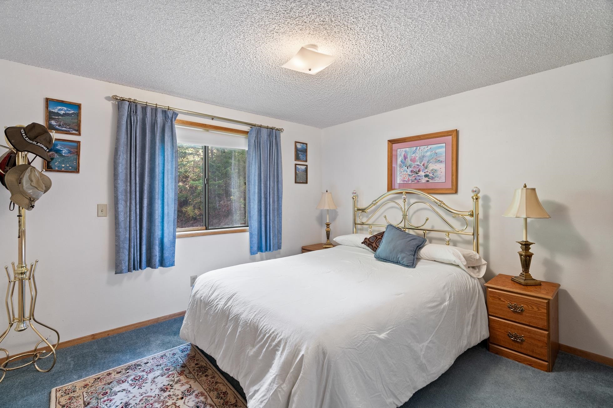 Newman Lake, Washington, 99025, United States, 3 Bedrooms Bedrooms, ,1 BathroomBathrooms,Residential,For Sale,1979183