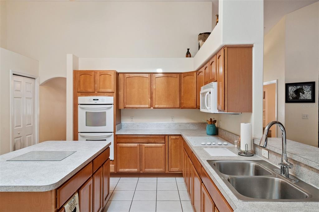 St Cloud, Florida, 34771, United States, 4 Bedrooms Bedrooms, ,3 BathroomsBathrooms,Residential,For Sale,1961113