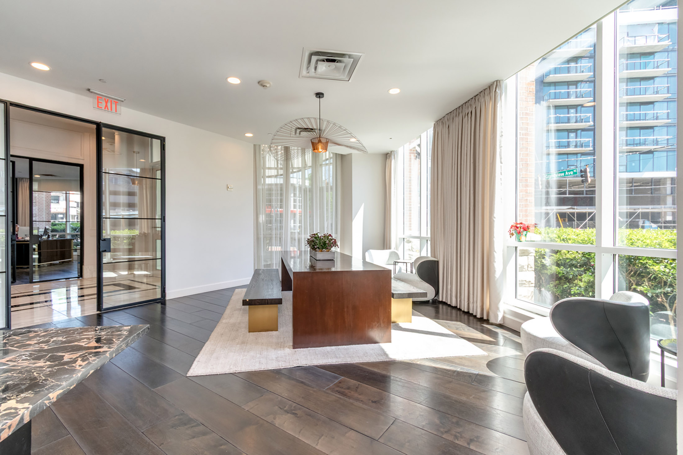  Luxury Two Bedroom Condo in the Heart of Buckhead - 物件實景