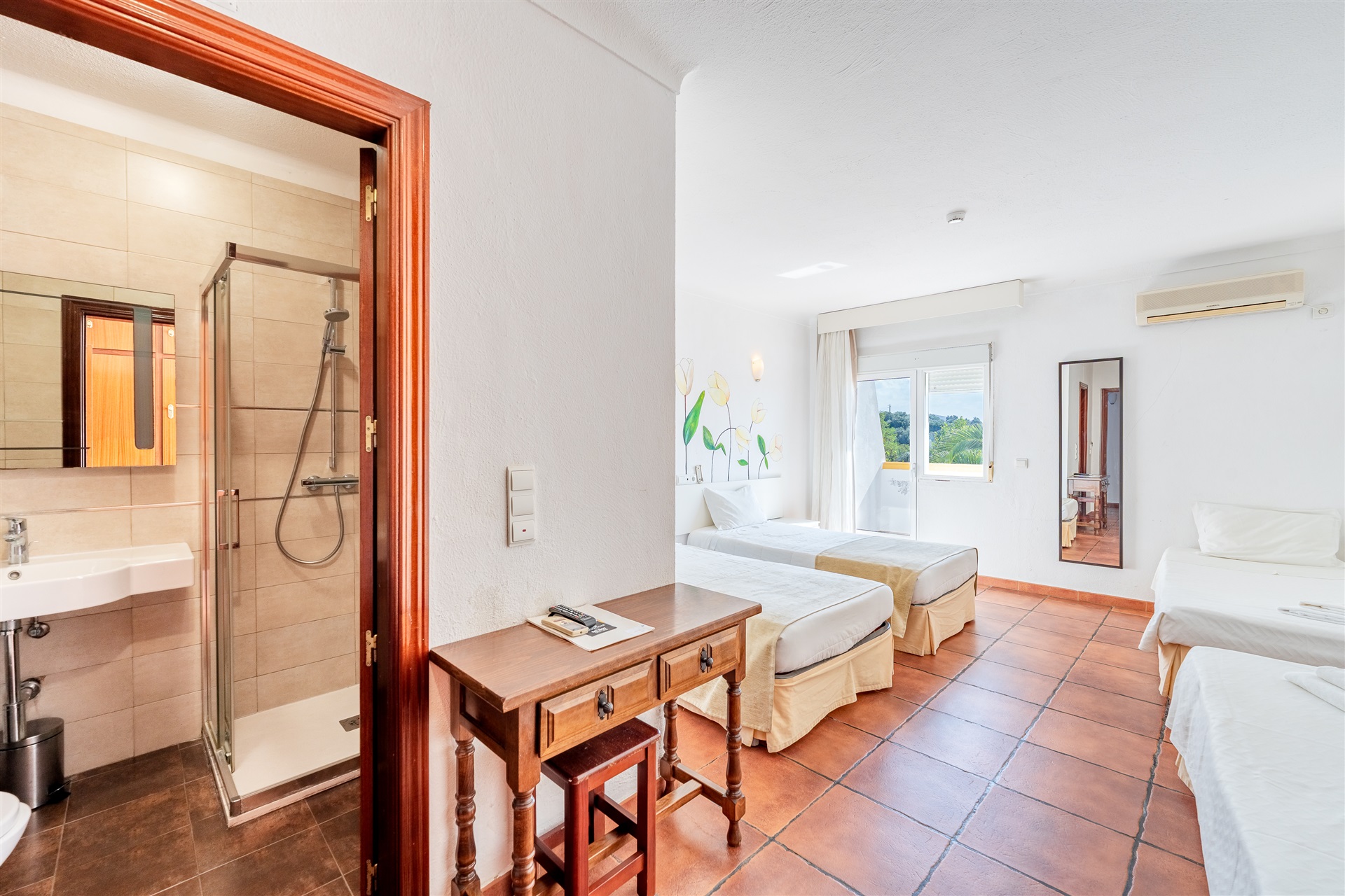  House, 11 bedrooms, for Sale - 物件實景