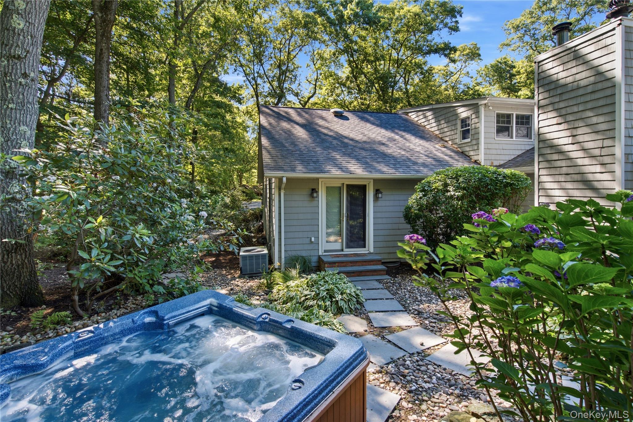  31 Crosby Place, Cold Spring Harbor, NY, 11724 - 物件實景