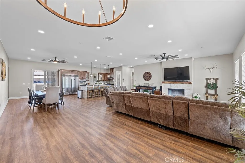 Cherry Valley, California, 92223, United States, 4 Bedrooms Bedrooms, ,3 BathroomsBathrooms,Residential,For Sale,1983713