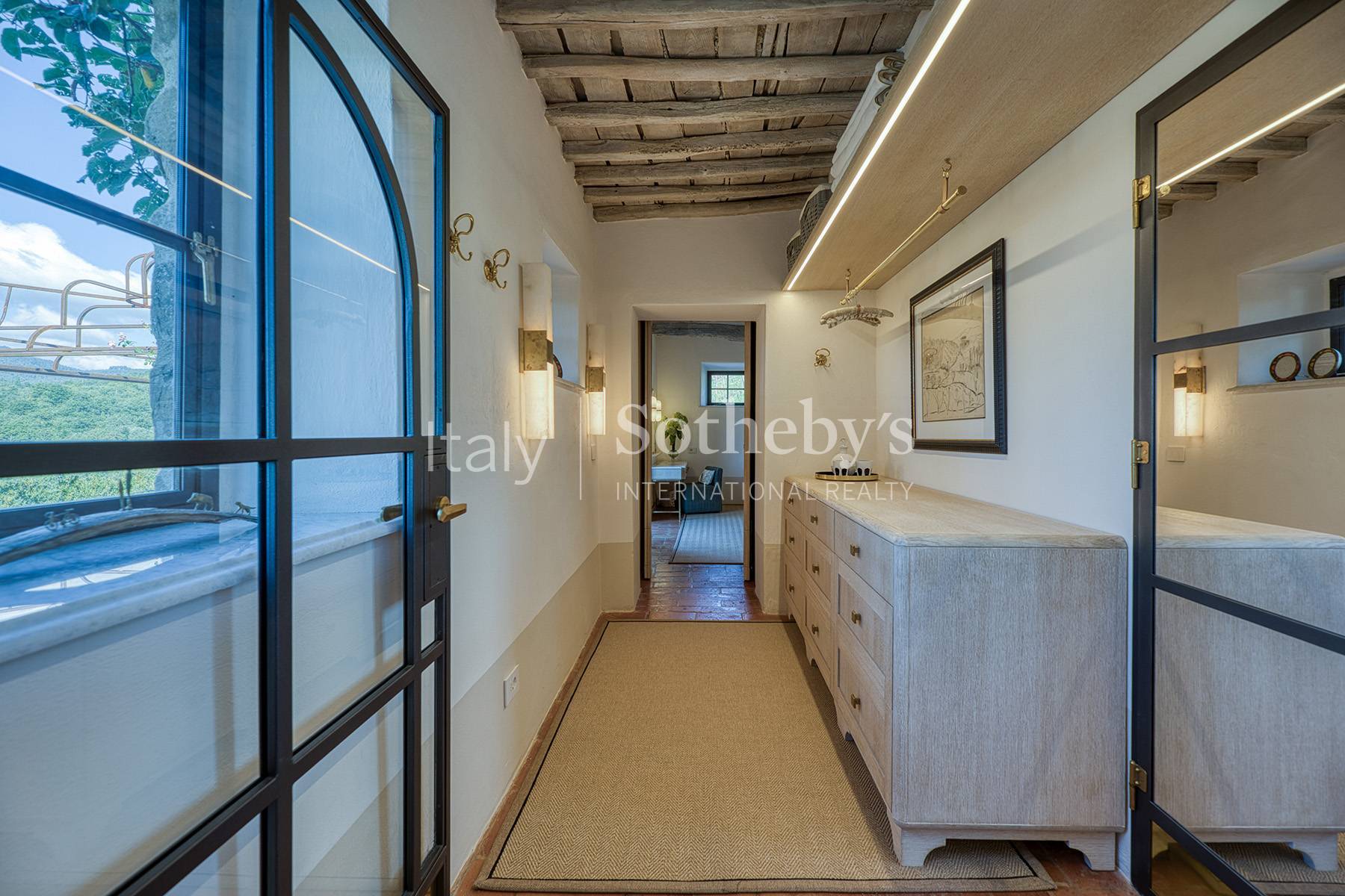  Refined renovated villa in the heart of Chianti - 物件實景