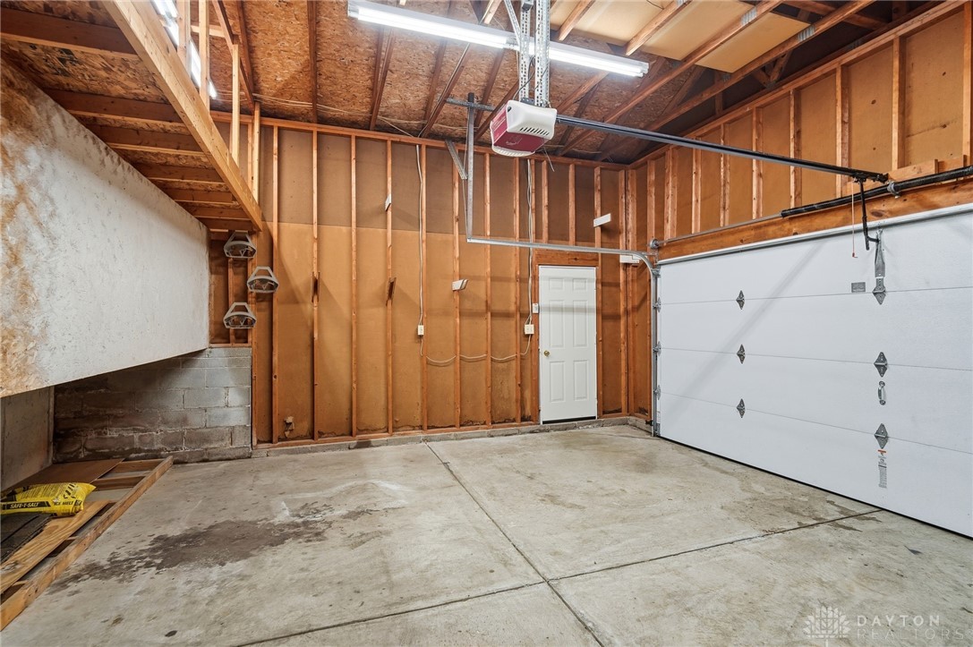 Oakwood, Ohio, 45409, United States, 4 Bedrooms Bedrooms, ,3 BathroomsBathrooms,Residential,For Sale,1987886