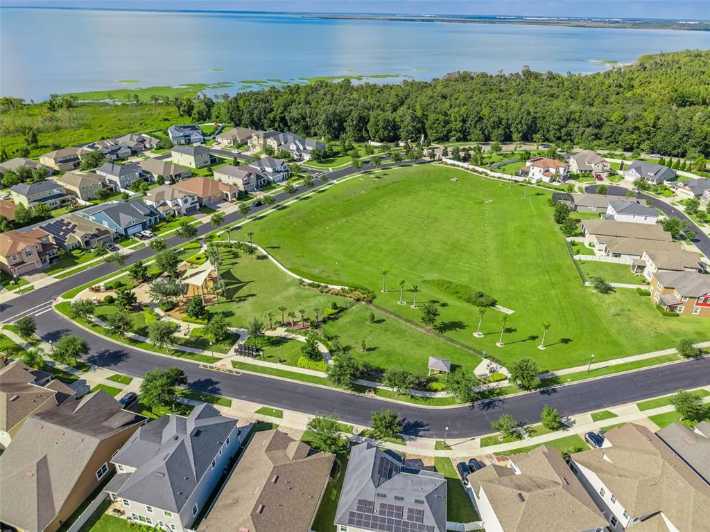 Ocoee, Florida, 34761, United States, 4 Bedrooms Bedrooms, ,3 BathroomsBathrooms,Residential,For Sale,1981980