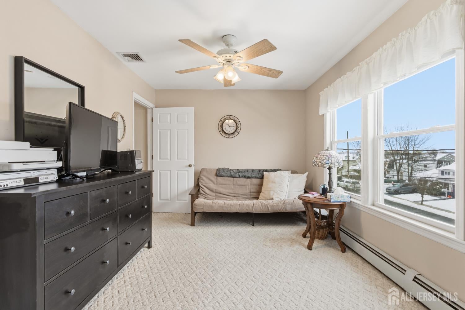 1201 - Carteret, New Jersey, 07008, United States, 4 Bedrooms Bedrooms, ,2 BathroomsBathrooms,Residential,For Sale,2006172