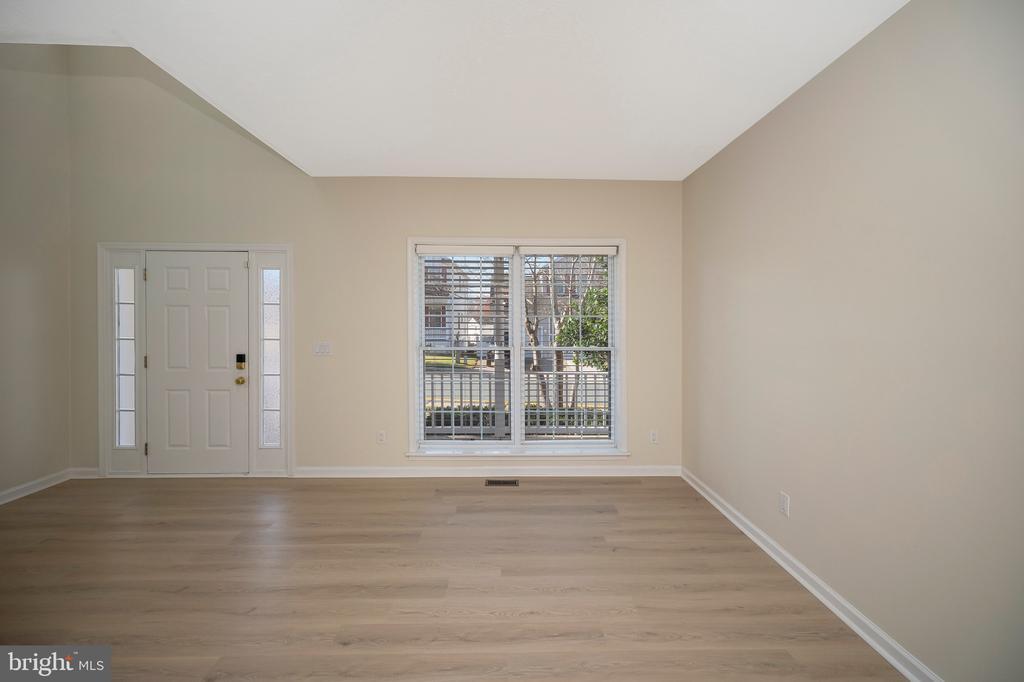 Stafford, Virginia, 22554, United States, 4 Bedrooms Bedrooms, ,3 BathroomsBathrooms,Residential,For Sale,1993454