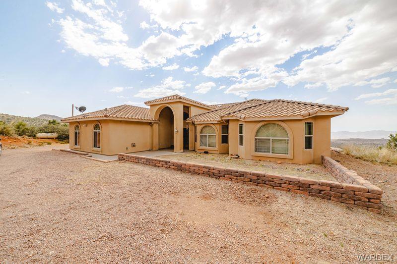 Kingman, Arizona, 86401, United States, 3 Bedrooms Bedrooms, ,2 BathroomsBathrooms,Residential,For Sale,1980873