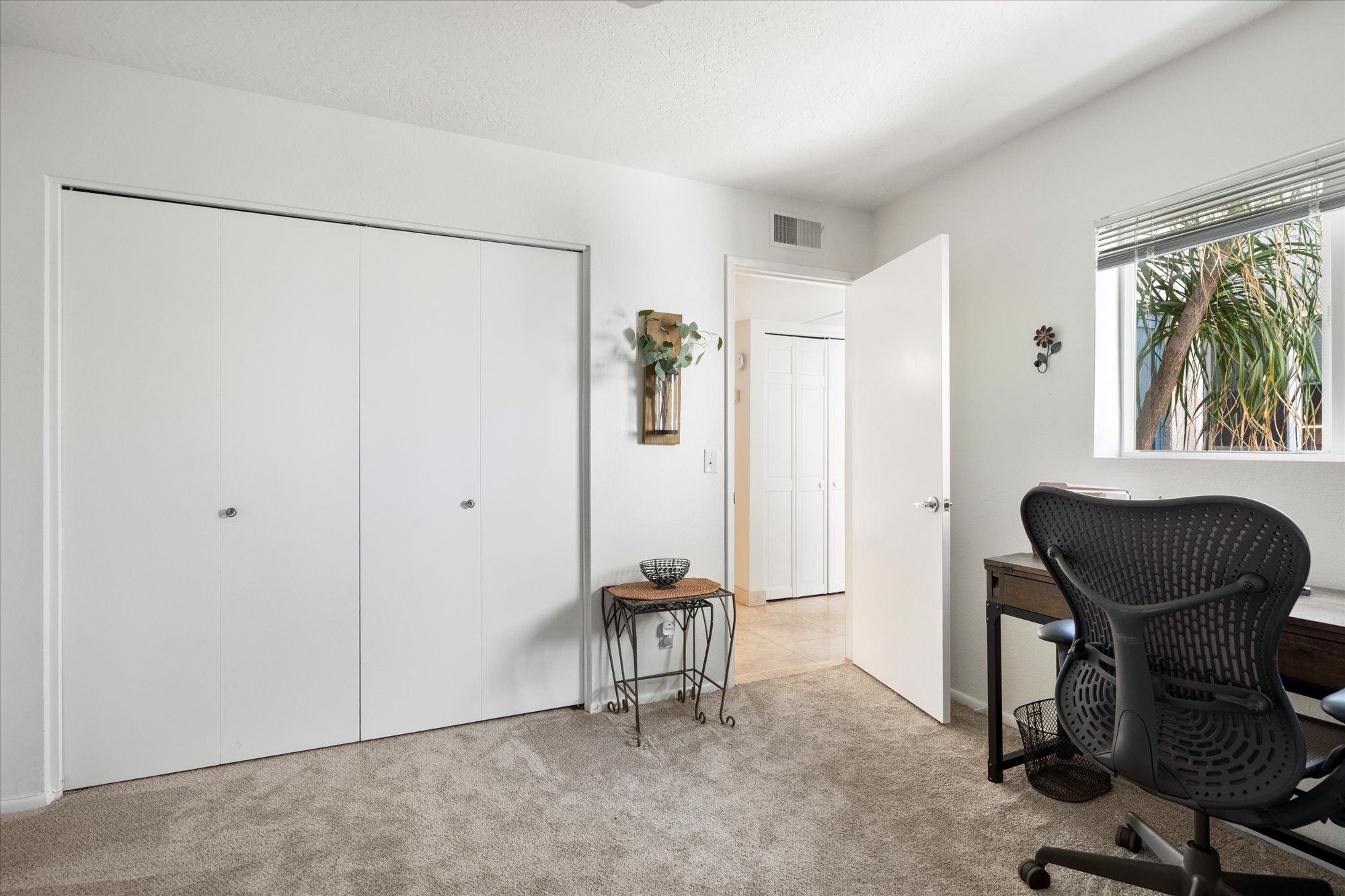  1173 E Beryl Avenue  Phoenix, AZ - 物件實景