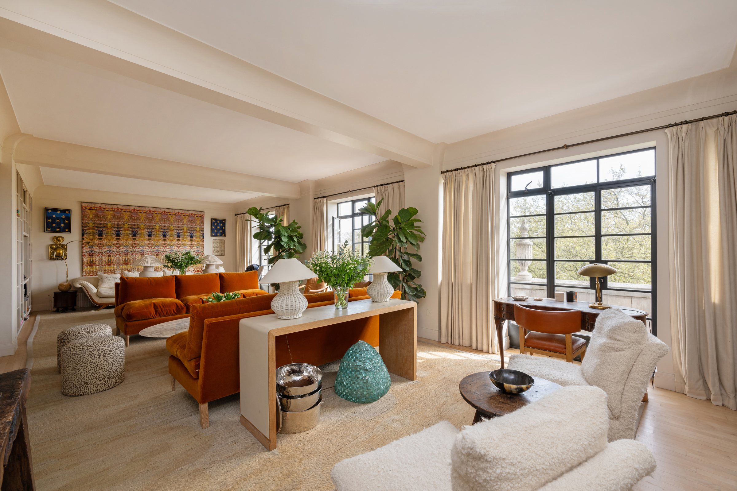  Fabulous fifth floor four bedroom apartment - 物件實景