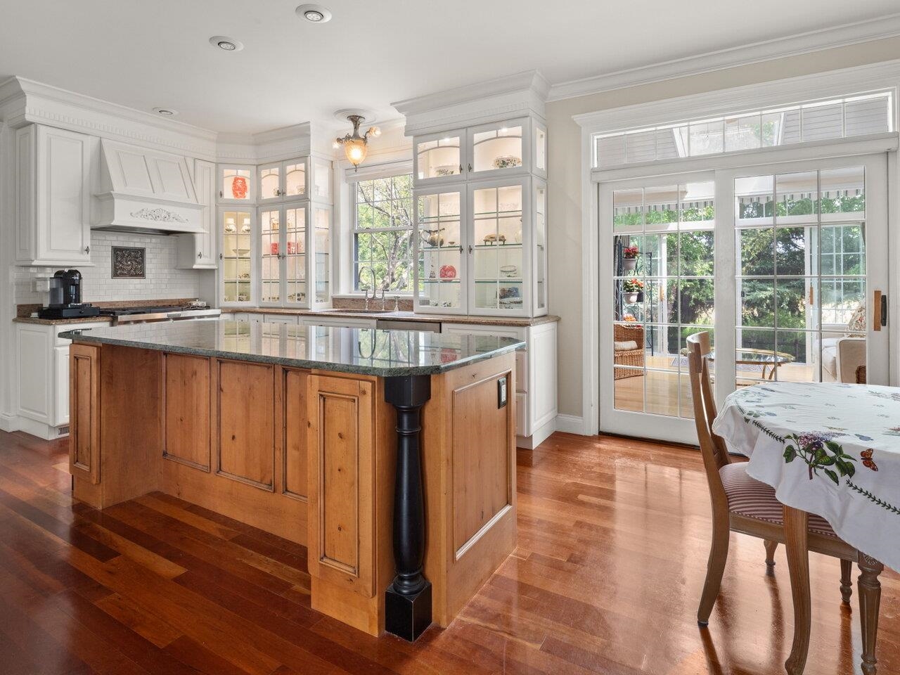 South Burlington, Vermont, 05403, United States, 4 Bedrooms Bedrooms, ,3 BathroomsBathrooms,Residential,For Sale,1913159