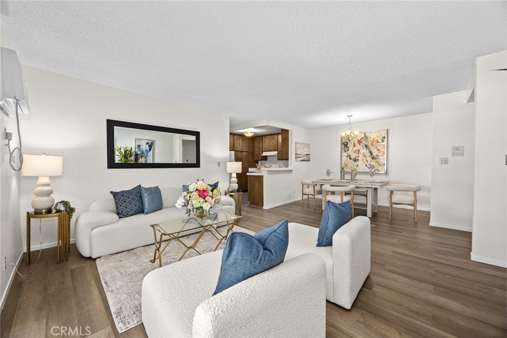 Pasadena, California, 91101, United States, 2 Bedrooms Bedrooms, ,1 BathroomBathrooms,Residential,For Sale,2002263