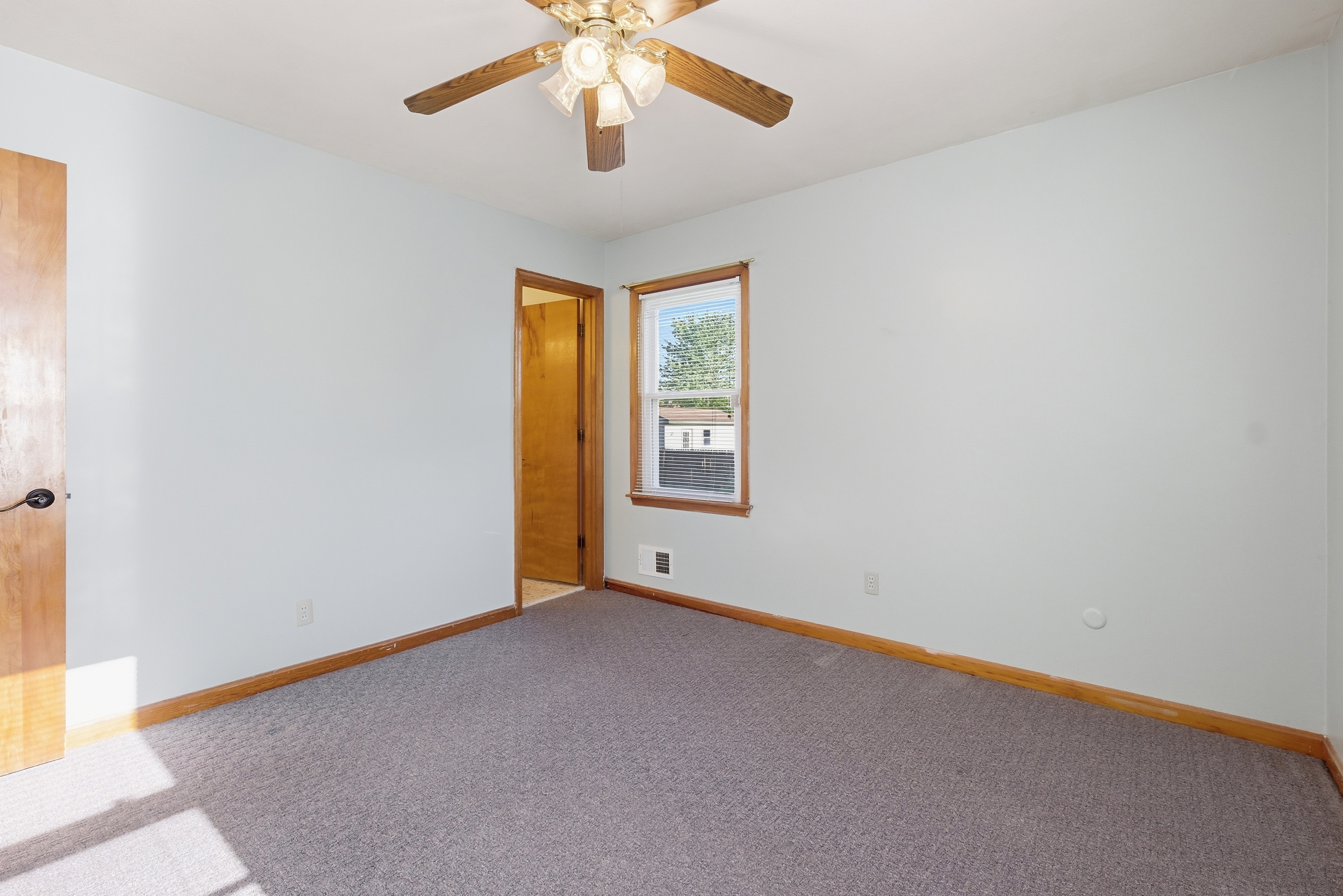  7003 Sunny Vale Way, Louisville, KY 40272 - 物件實景