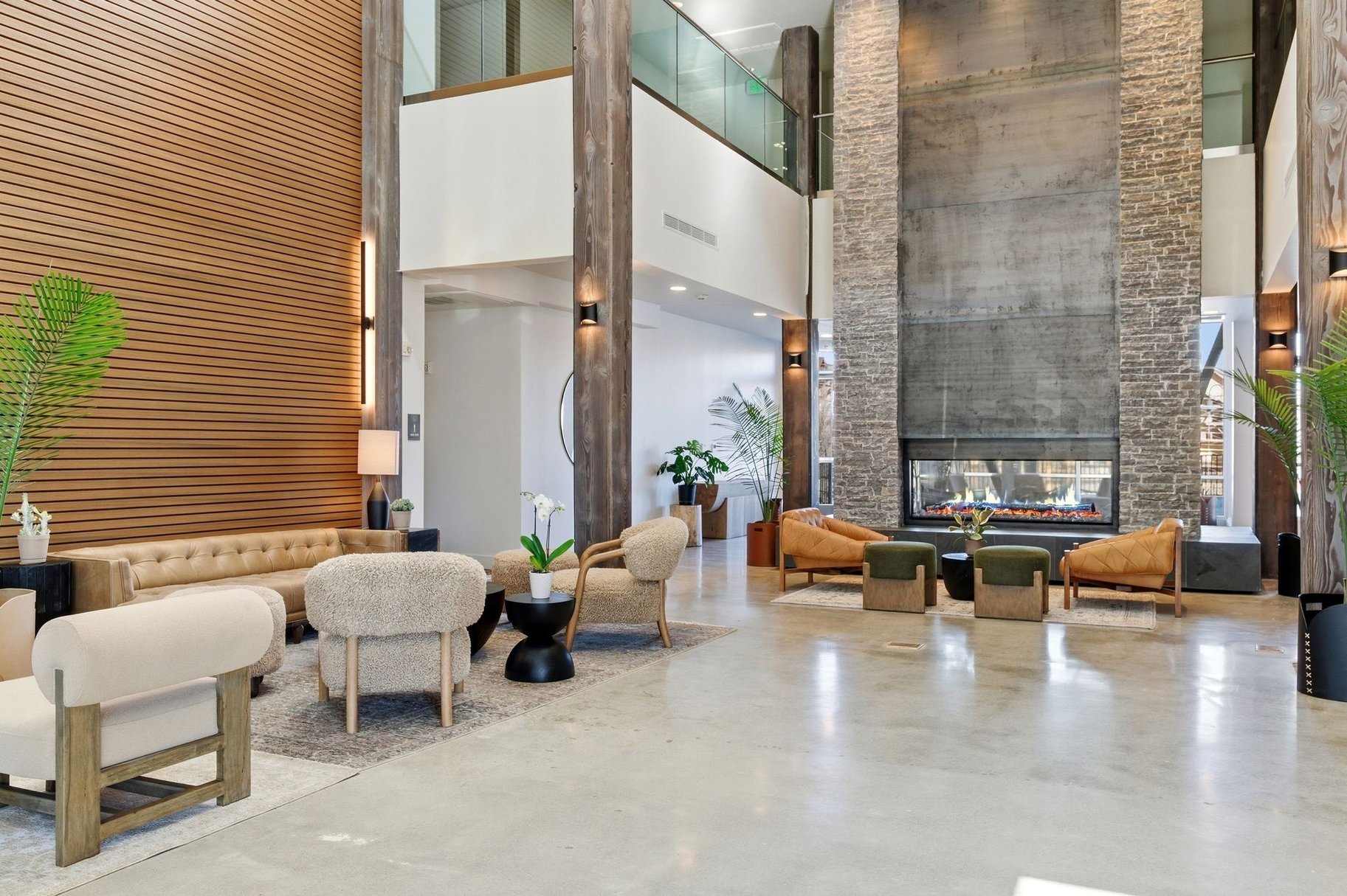  2-Bedroom Mountain & Lake Living — It Doesn