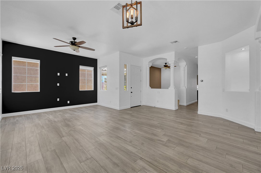 Henderson, Nevada, 89052, United States, 5 Bedrooms Bedrooms, ,2 BathroomsBathrooms,Residential,For Sale,1897207