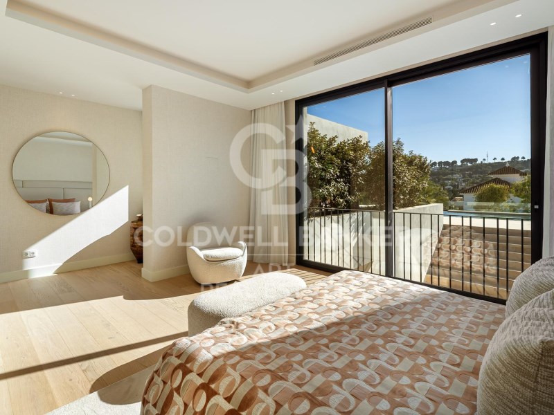 Marbella, Andalusia, ES, 6 Bedrooms Bedrooms, ,6 BathroomsBathrooms,Residential,For Sale,1838055