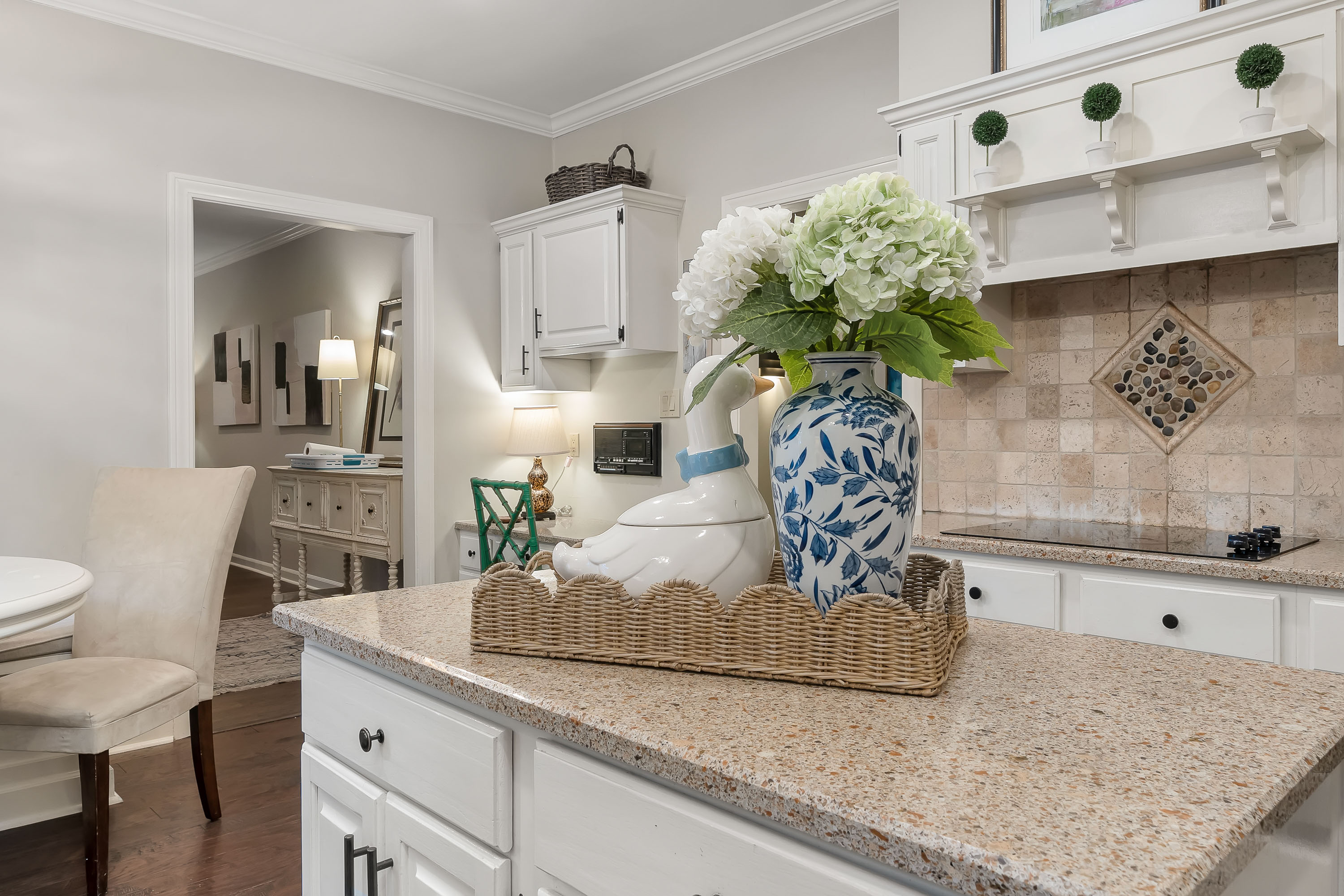 Jonesboro, Arkansas, 72401, United States, 4 Bedrooms Bedrooms, ,4 BathroomsBathrooms,Residential,For Sale,1961843