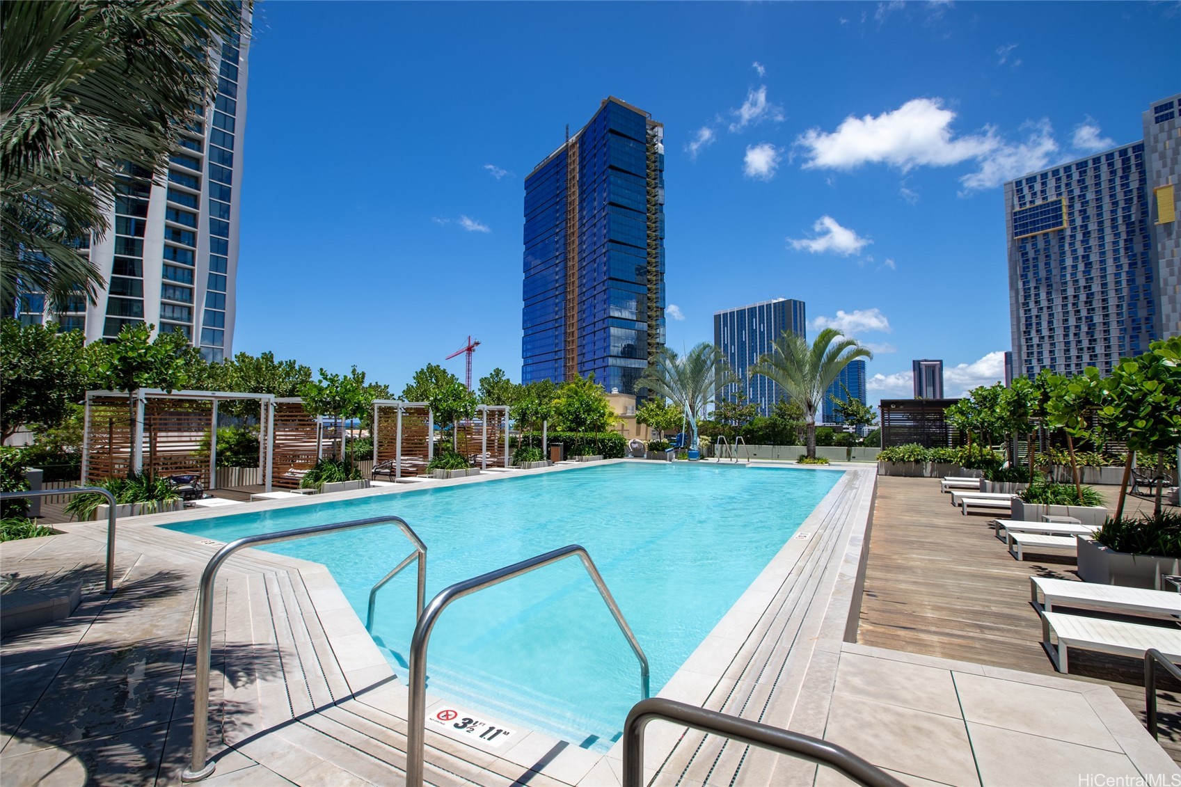 Honolulu, Hawaii, 96814, United States, 1 Bedroom Bedrooms, ,1 BathroomBathrooms,Residential,For Sale,1890945