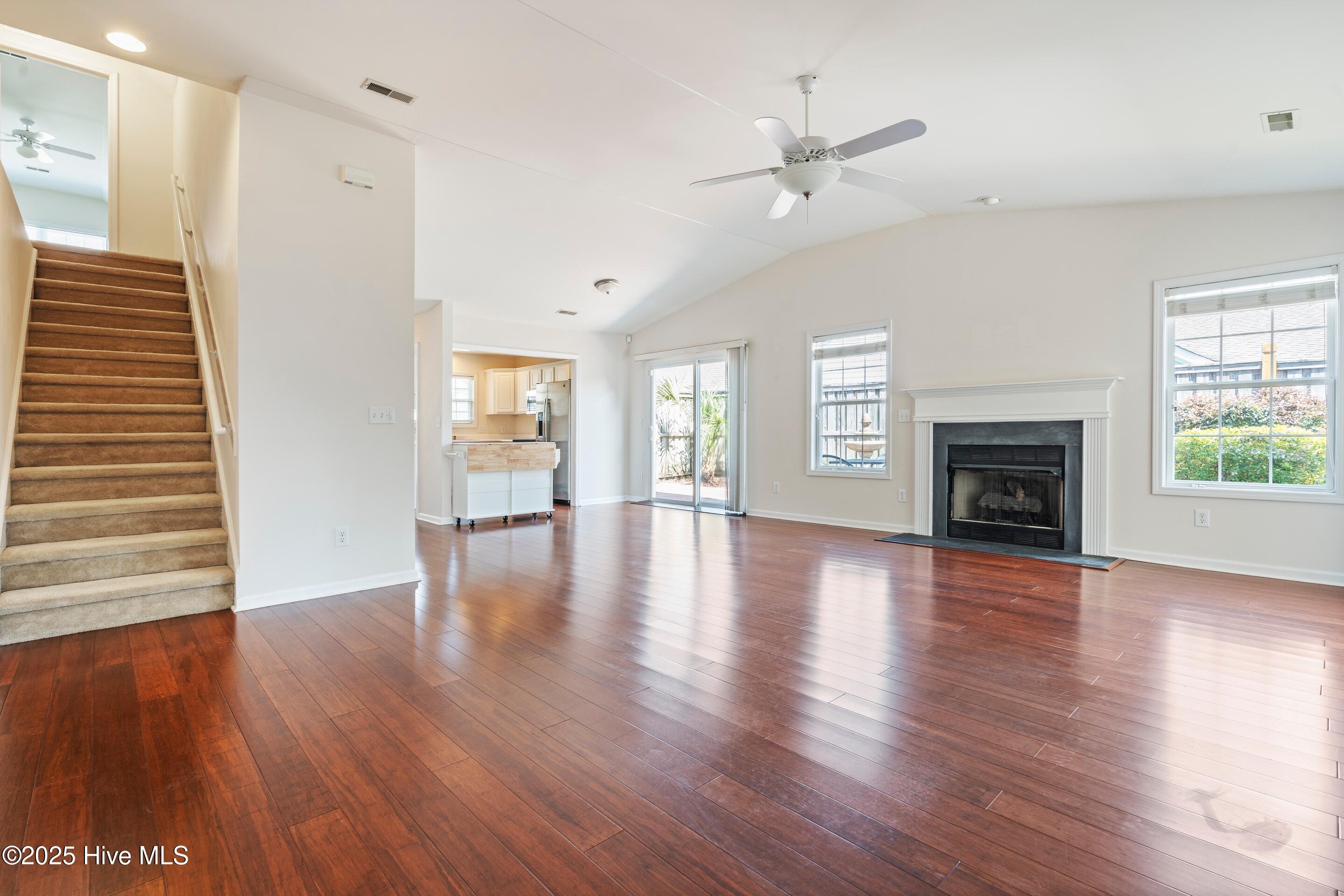 Wilmington, North Carolina, 28405, United States, 4 Bedrooms Bedrooms, ,2 BathroomsBathrooms,Residential,For Sale,1957483