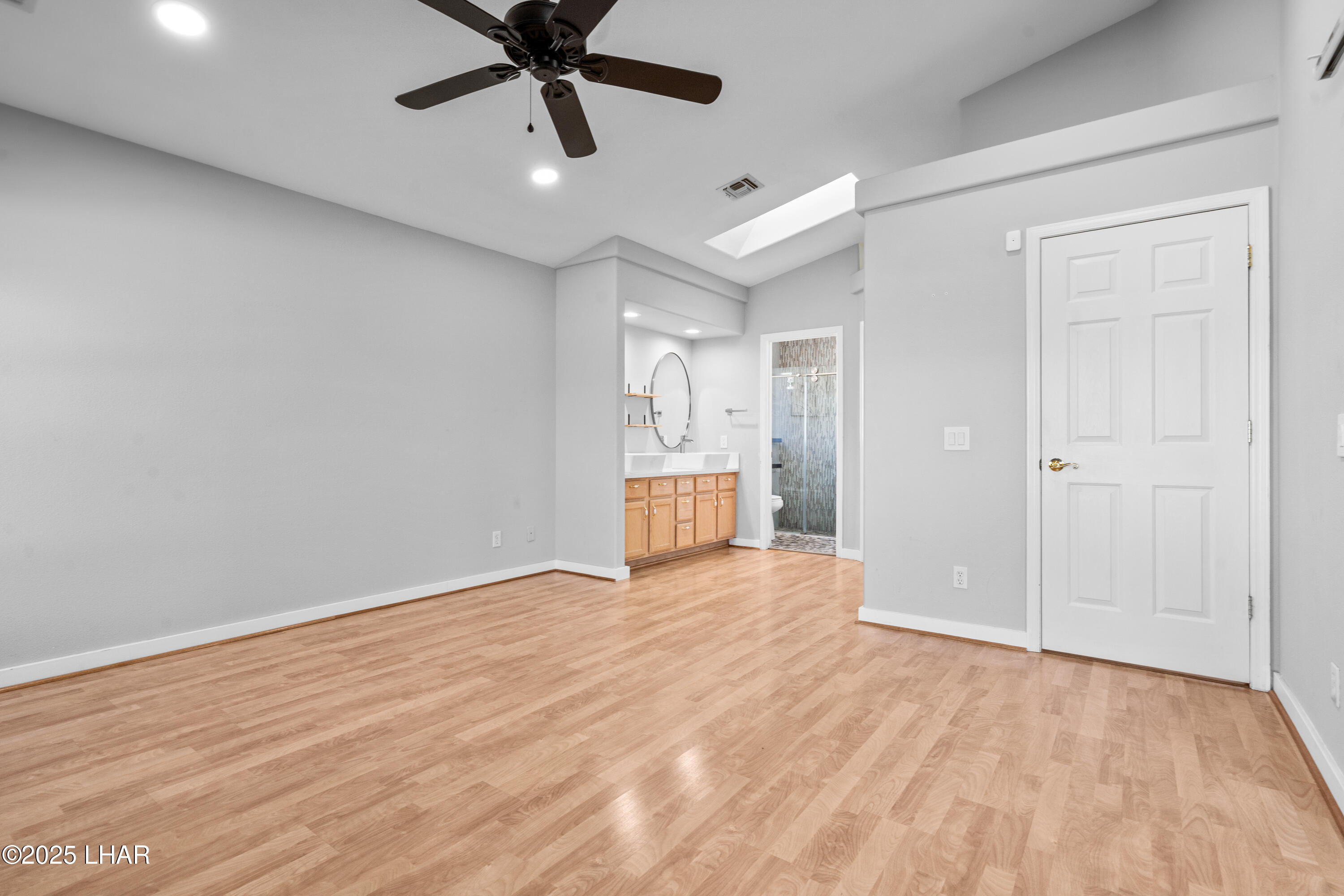 Lake Havasu City, Arizona, 86404, United States, 3 Bedrooms Bedrooms, ,Residential,For Sale,1988180