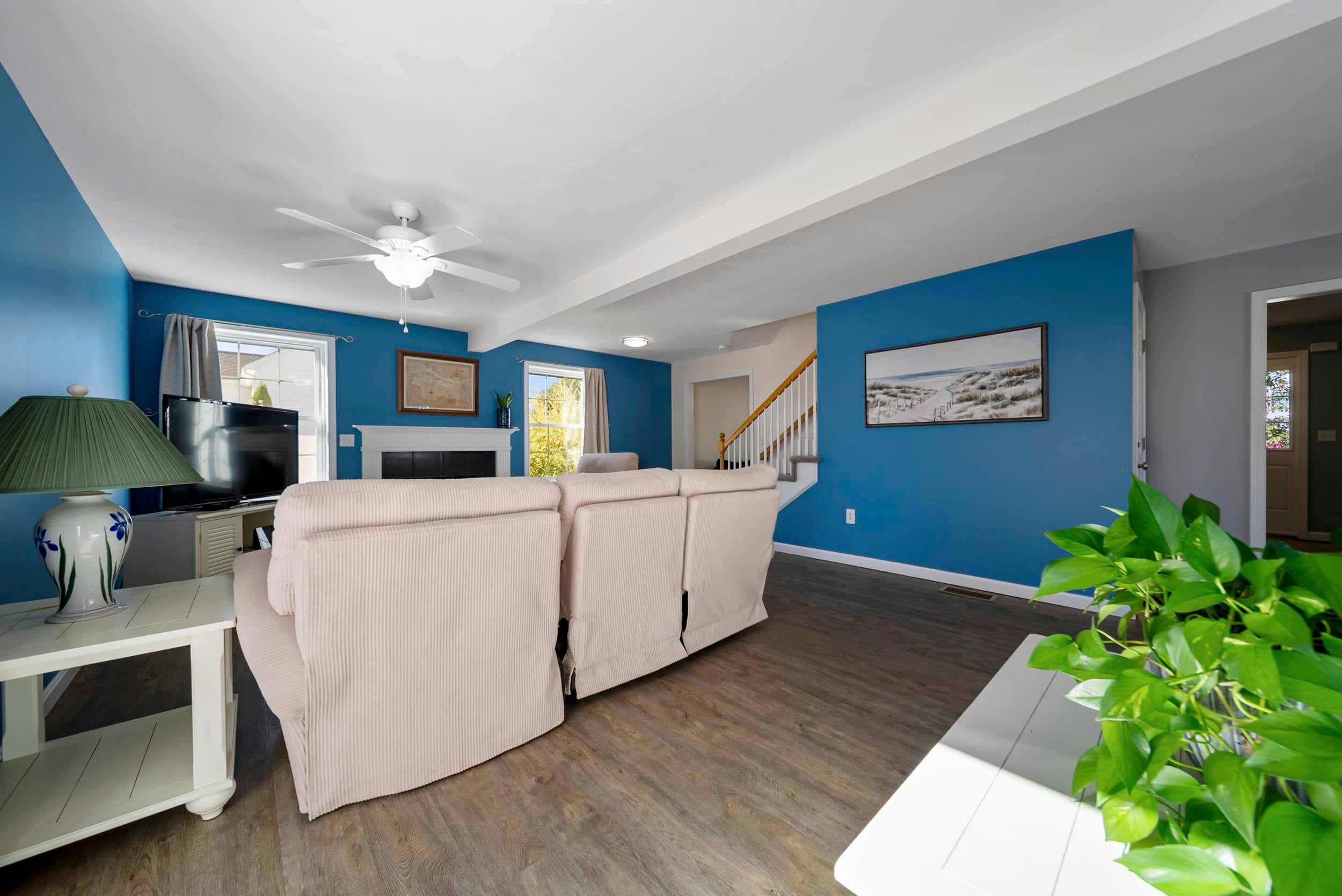 Hooksett, New Hampshire, 03106, United States, 3 Bedrooms Bedrooms, ,2 BathroomsBathrooms,Residential,For Sale,1942312