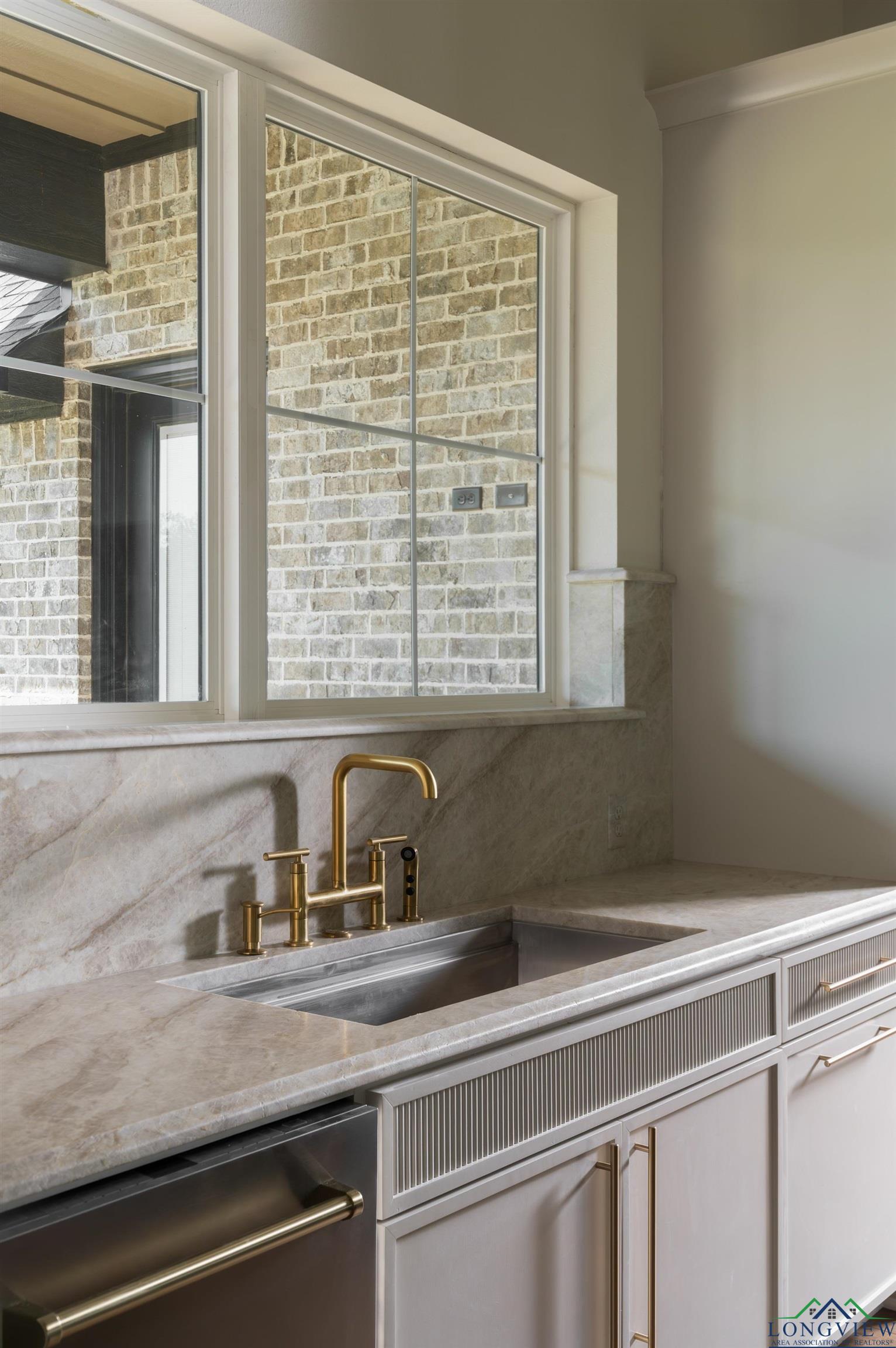 Tatum, Texas, 75691, United States, 4 Bedrooms Bedrooms, ,3 BathroomsBathrooms,Residential,For Sale,1993478