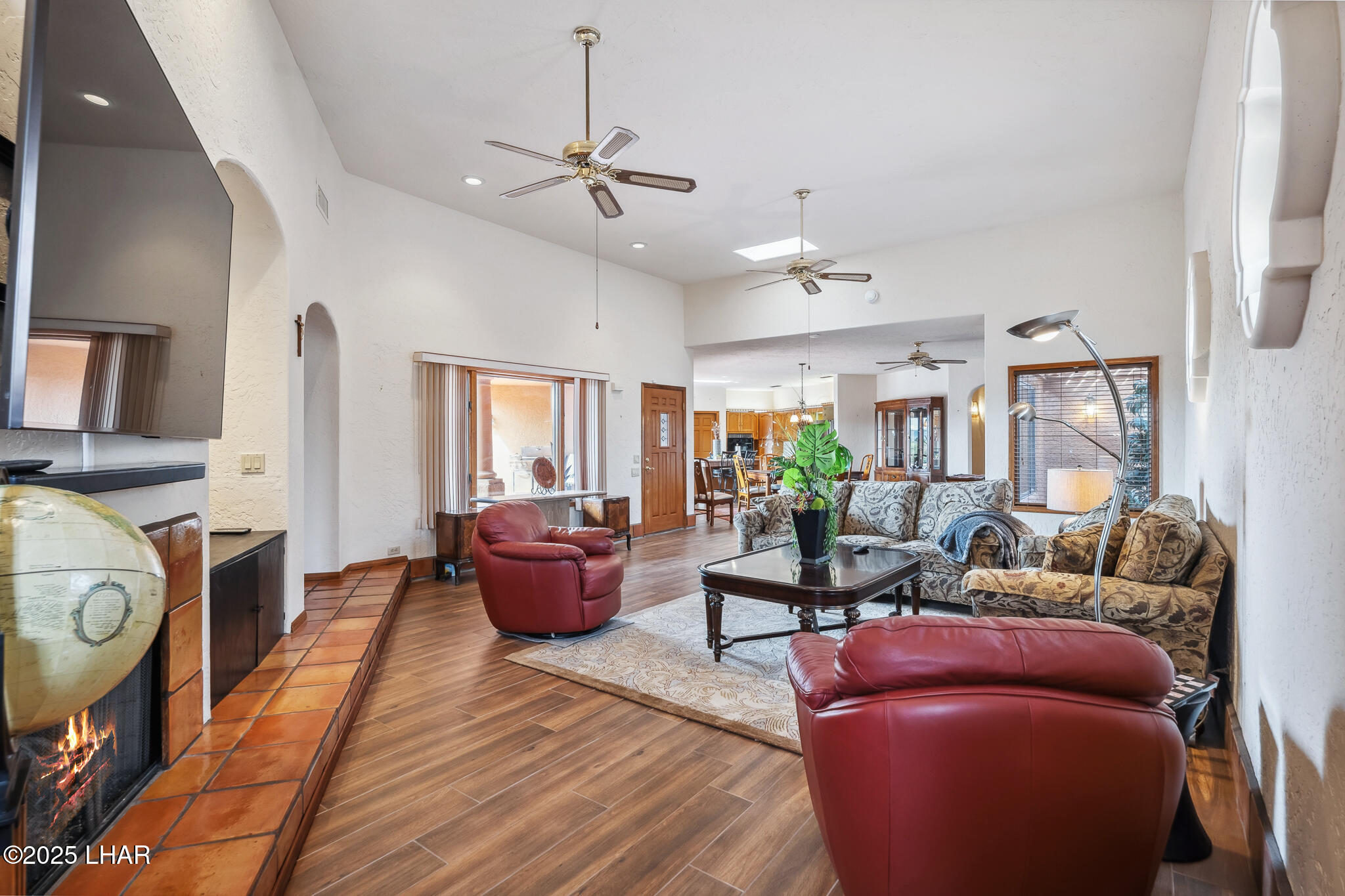 Lake Havasu City, Arizona, 86406, United States, 2 Bedrooms Bedrooms, ,2 BathroomsBathrooms,Residential,For Sale,1932583