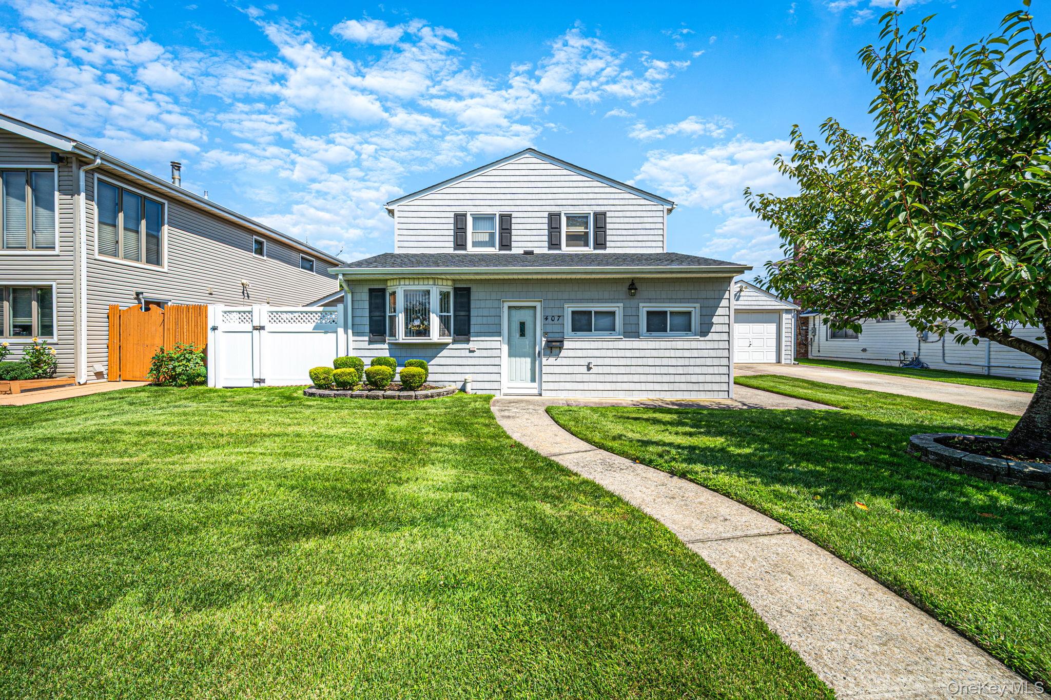 Argyle Rd, East Meadow, NY 11554