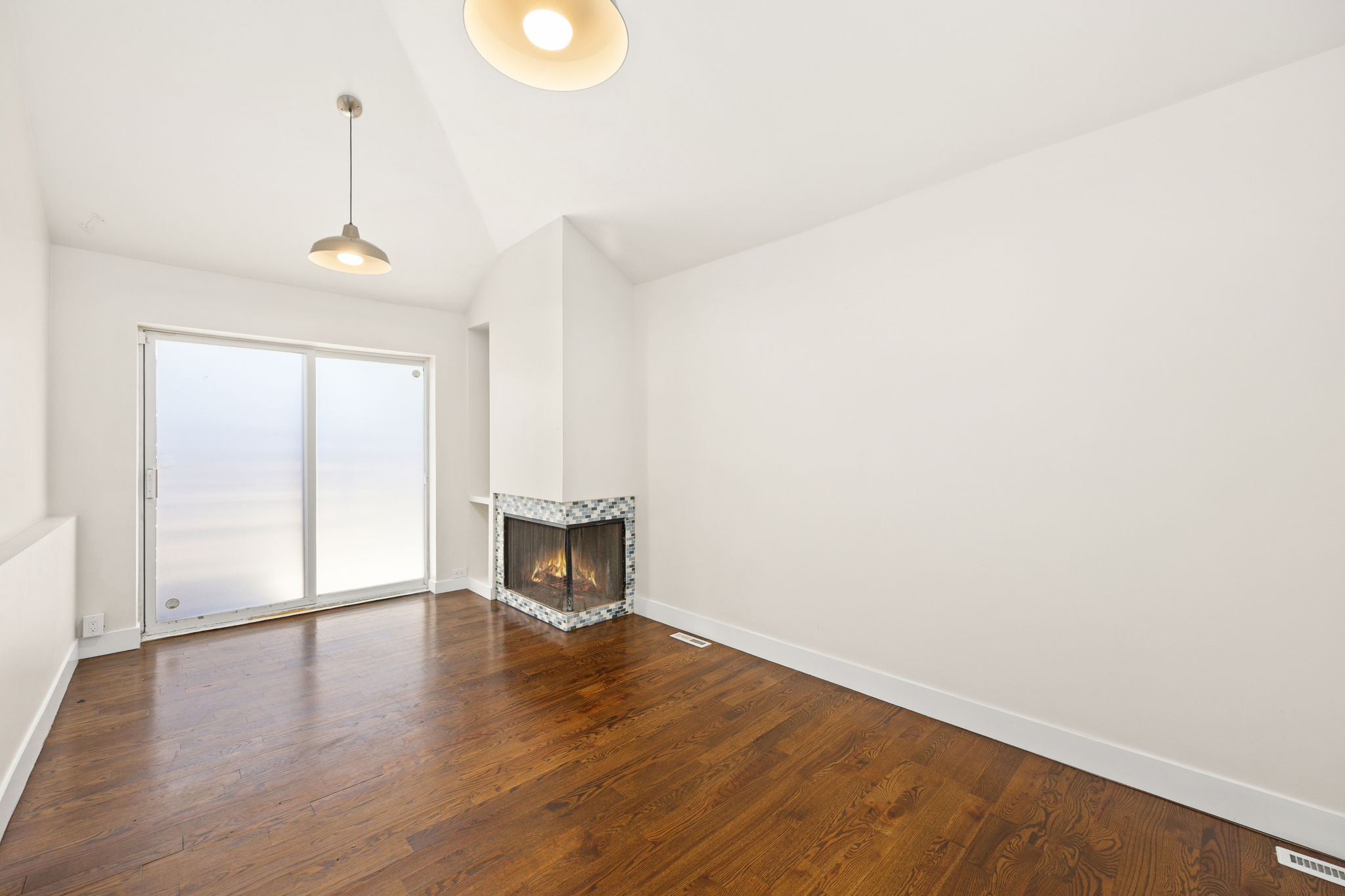  Beautifully updated home steps from Boulevard One and Lowry Town Center - 物件實景