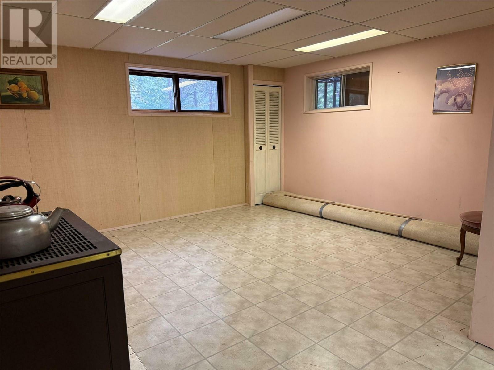 WINLAW, British Columbia, V0G 2J0, CA, 4 Bedrooms Bedrooms, ,1 BathroomBathrooms,Residential,For Sale,1837554
