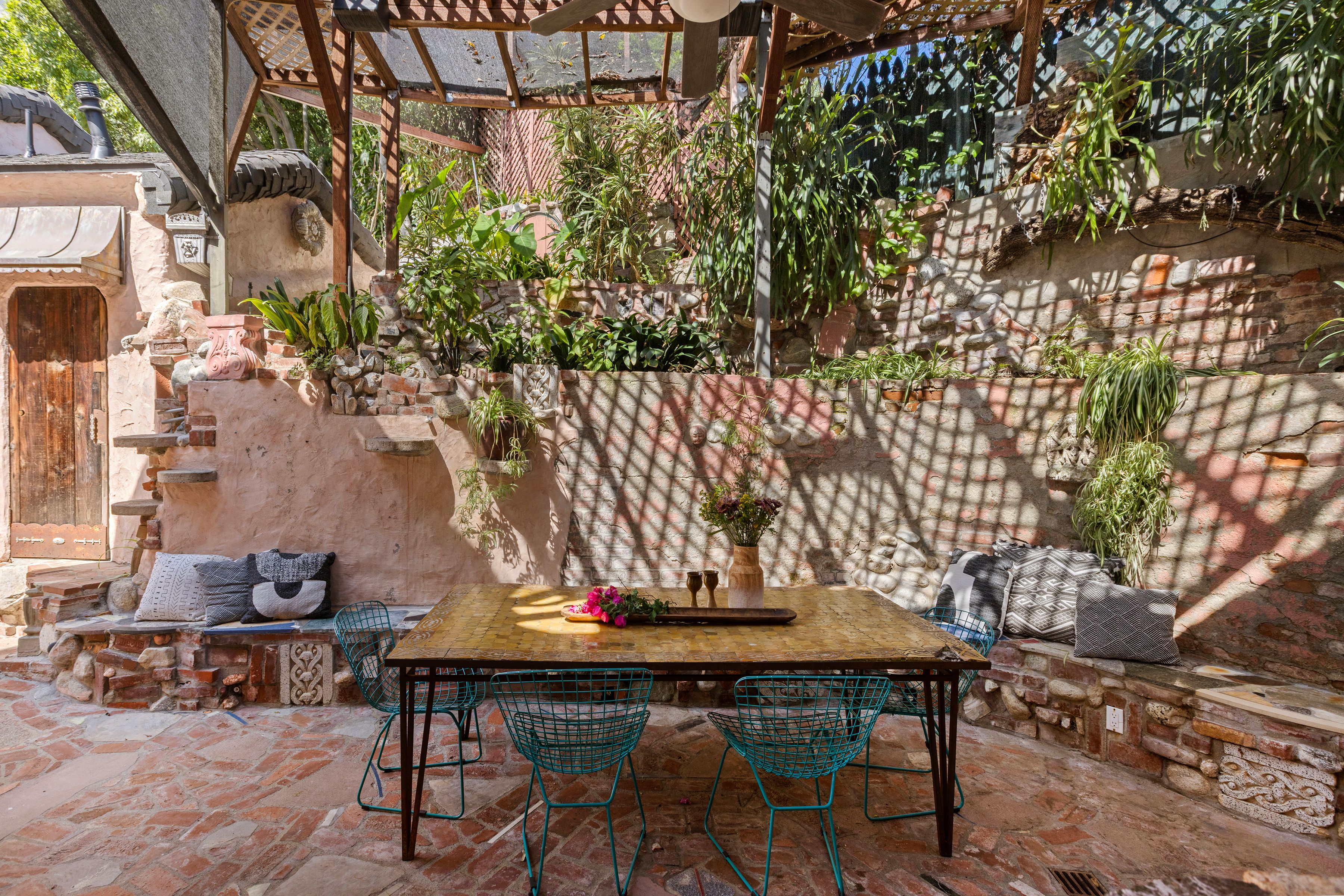  A Storybook Compound - 物件實景