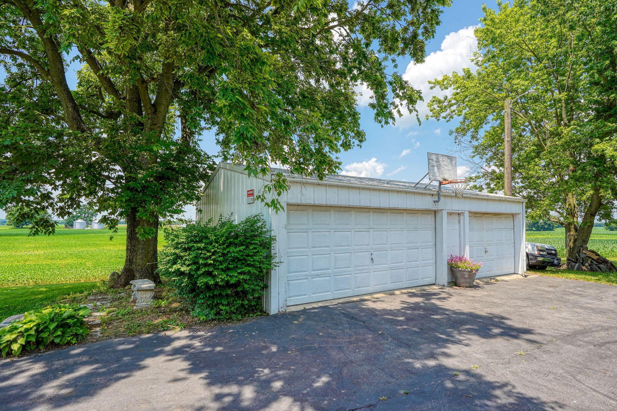 Circleville, Ohio, 43113, United States, 3 Bedrooms Bedrooms, ,3 BathroomsBathrooms,Residential,For Sale,1892160