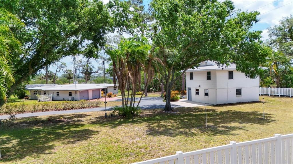 Bradenton, Florida, 34208, United States, 3 Bedrooms Bedrooms, ,2 BathroomsBathrooms,Residential,For Sale,1960554