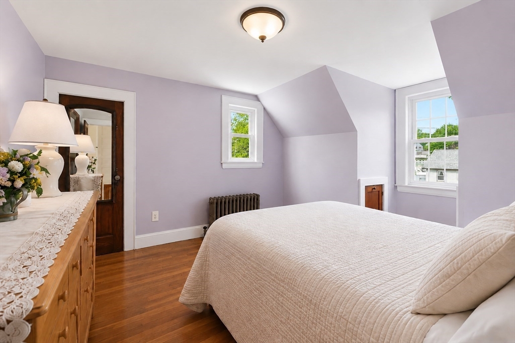 Norwood, Massachusetts, 02062, United States, 4 Bedrooms Bedrooms, ,2 BathroomsBathrooms,Residential,For Sale,2048084
