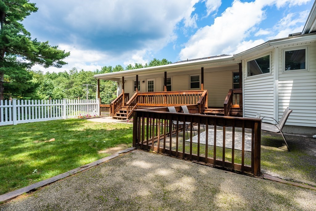 Wrentham, Massachusetts, 02093, United States, 3 Bedrooms Bedrooms, ,5 BathroomsBathrooms,Residential,For Sale,1851924