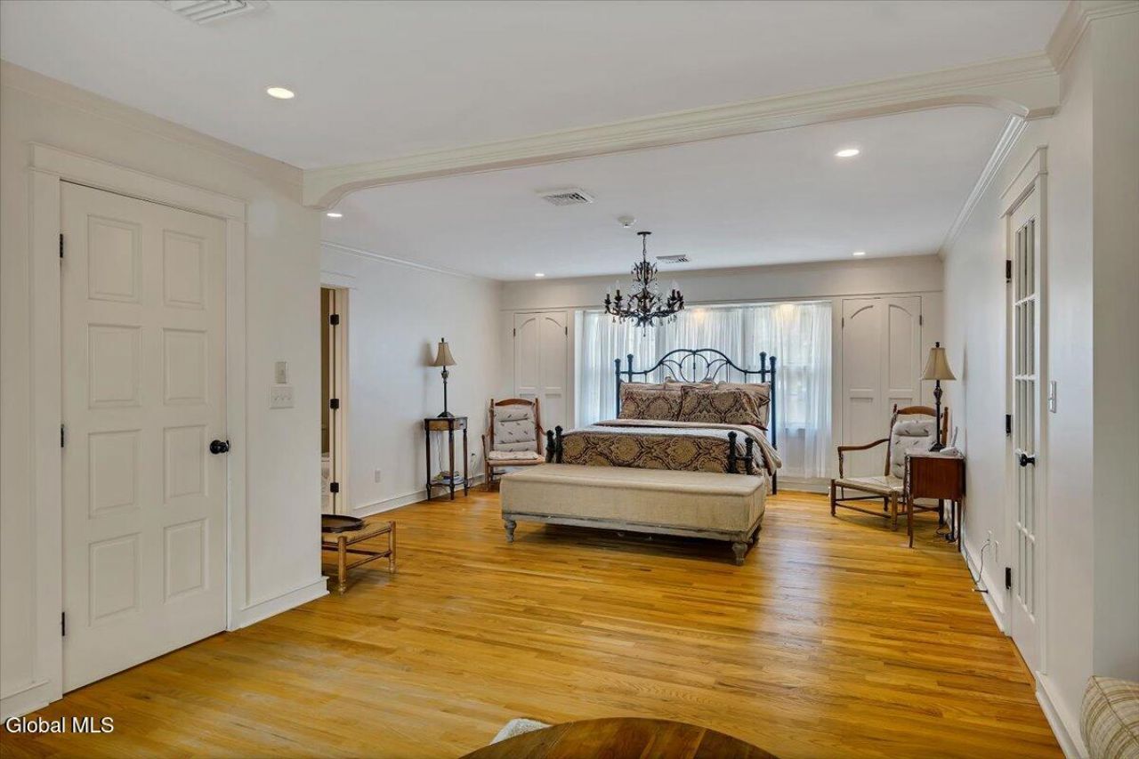 Queensbury, New York, 12804, United States, 4 Bedrooms Bedrooms, ,4 BathroomsBathrooms,Residential,For Sale,2003440