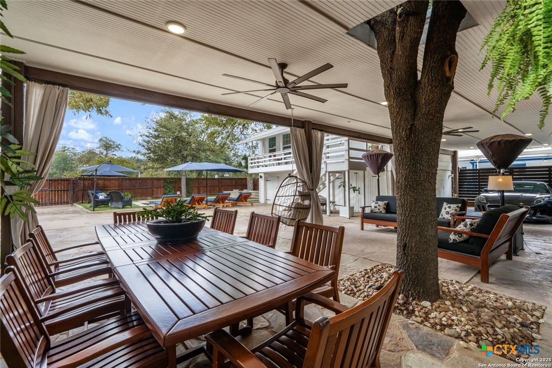 San Antonio, Texas, 78204, United States, 4 Bedrooms Bedrooms, ,4 BathroomsBathrooms,Residential,For Sale,1989633