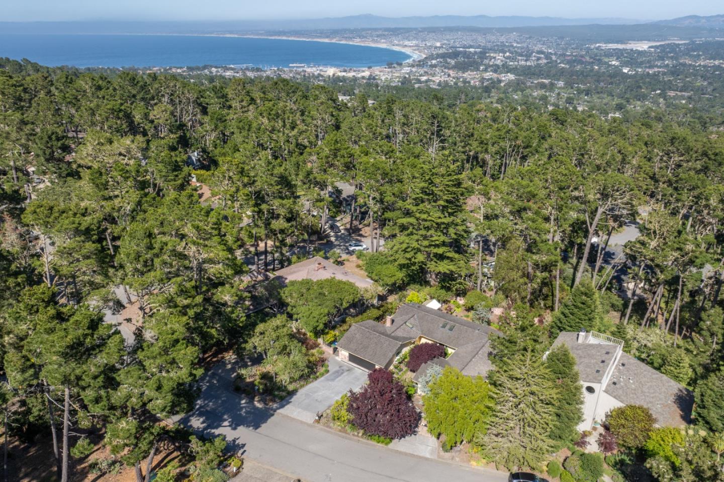 Monterey, California, 93940, United States, 3 Bedrooms Bedrooms, ,2 BathroomsBathrooms,Residential,For Sale,1837476