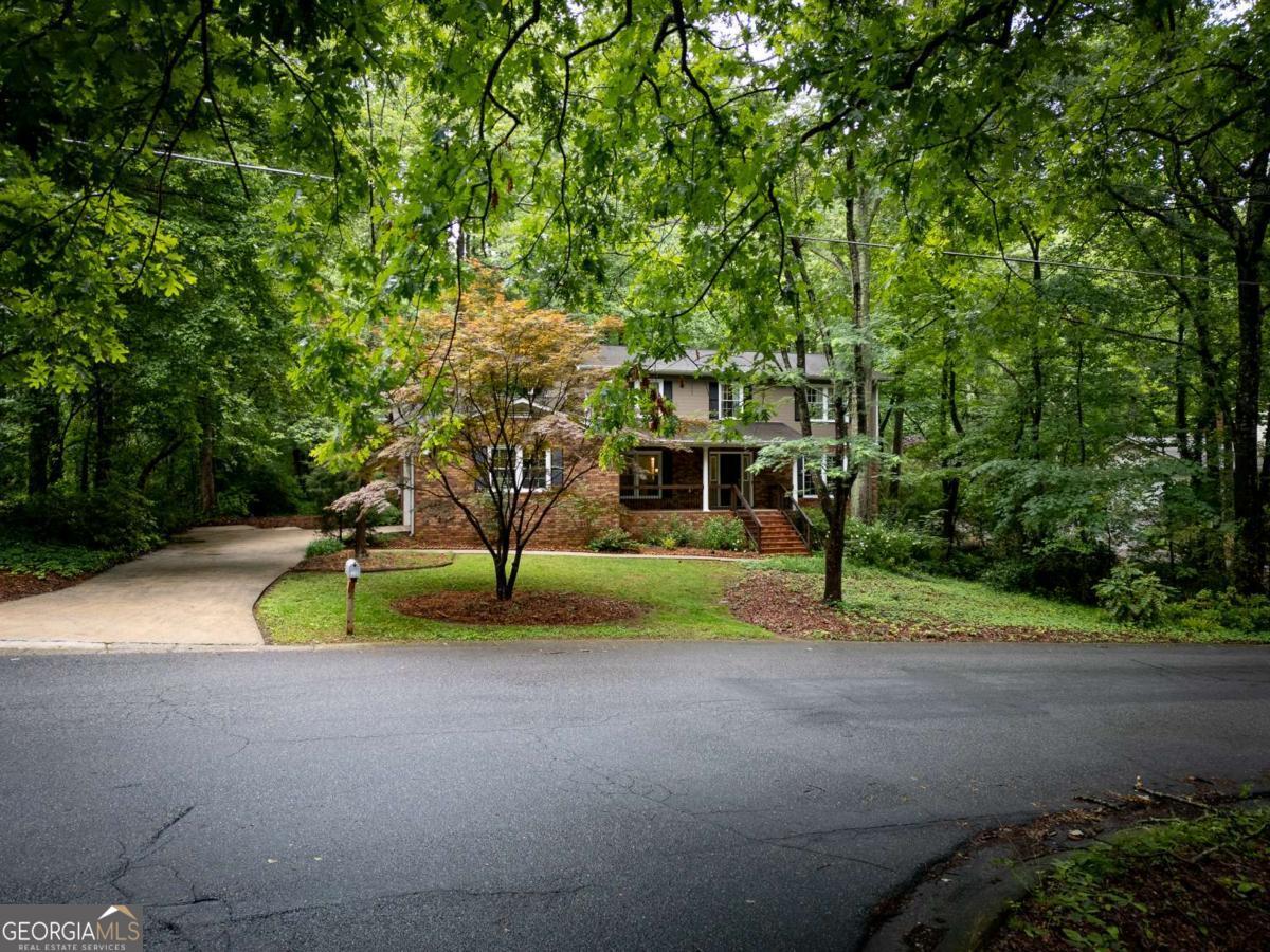 Athens, Georgia, 30605, United States, 4 Bedrooms Bedrooms, ,4 BathroomsBathrooms,Residential,For Sale,1840501