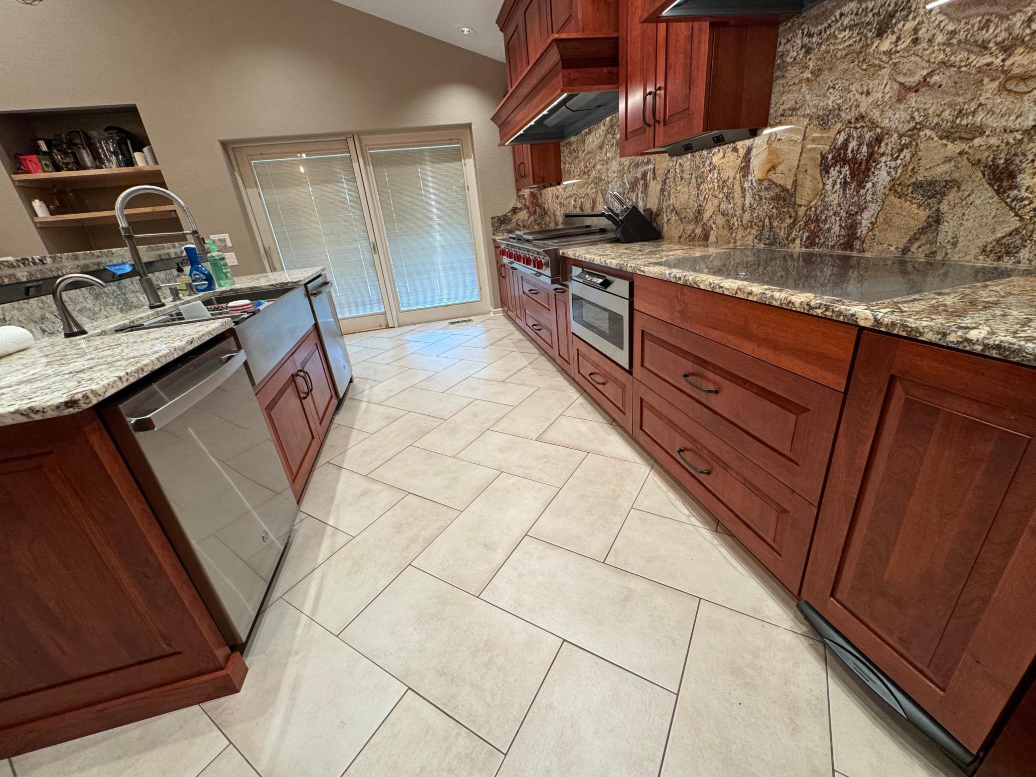 Glenville, Minnesota, 56036, United States, 4 Bedrooms Bedrooms, ,3 BathroomsBathrooms,Residential,For Sale,2015321