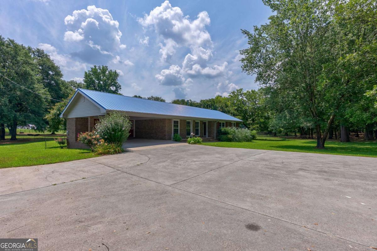 Statham, Georgia, 30666, United States, 3 Bedrooms Bedrooms, ,2 BathroomsBathrooms,Residential,For Sale,1882643
