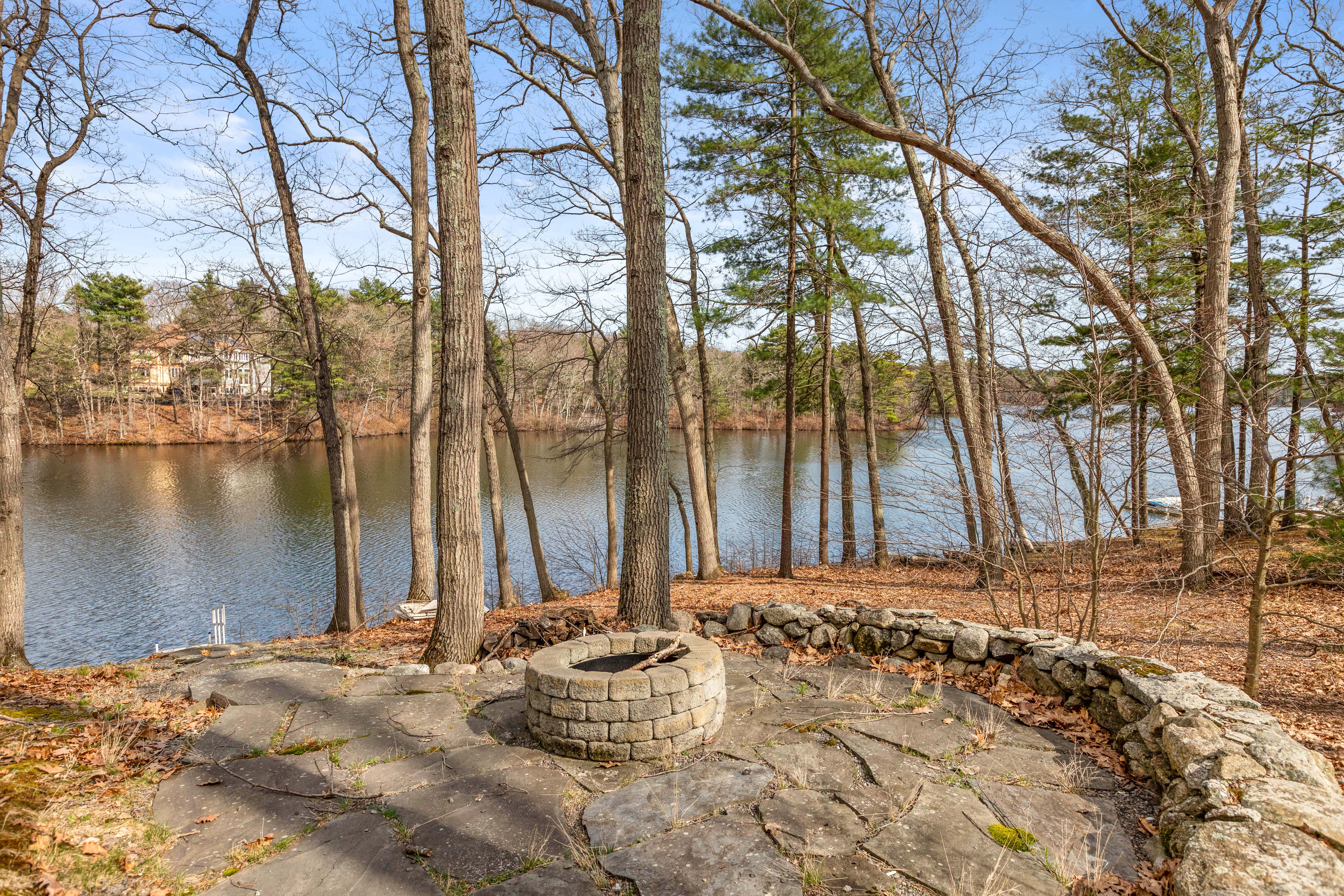  19 Bragg Road, Foxboro, MA, 02035 - 物件實景