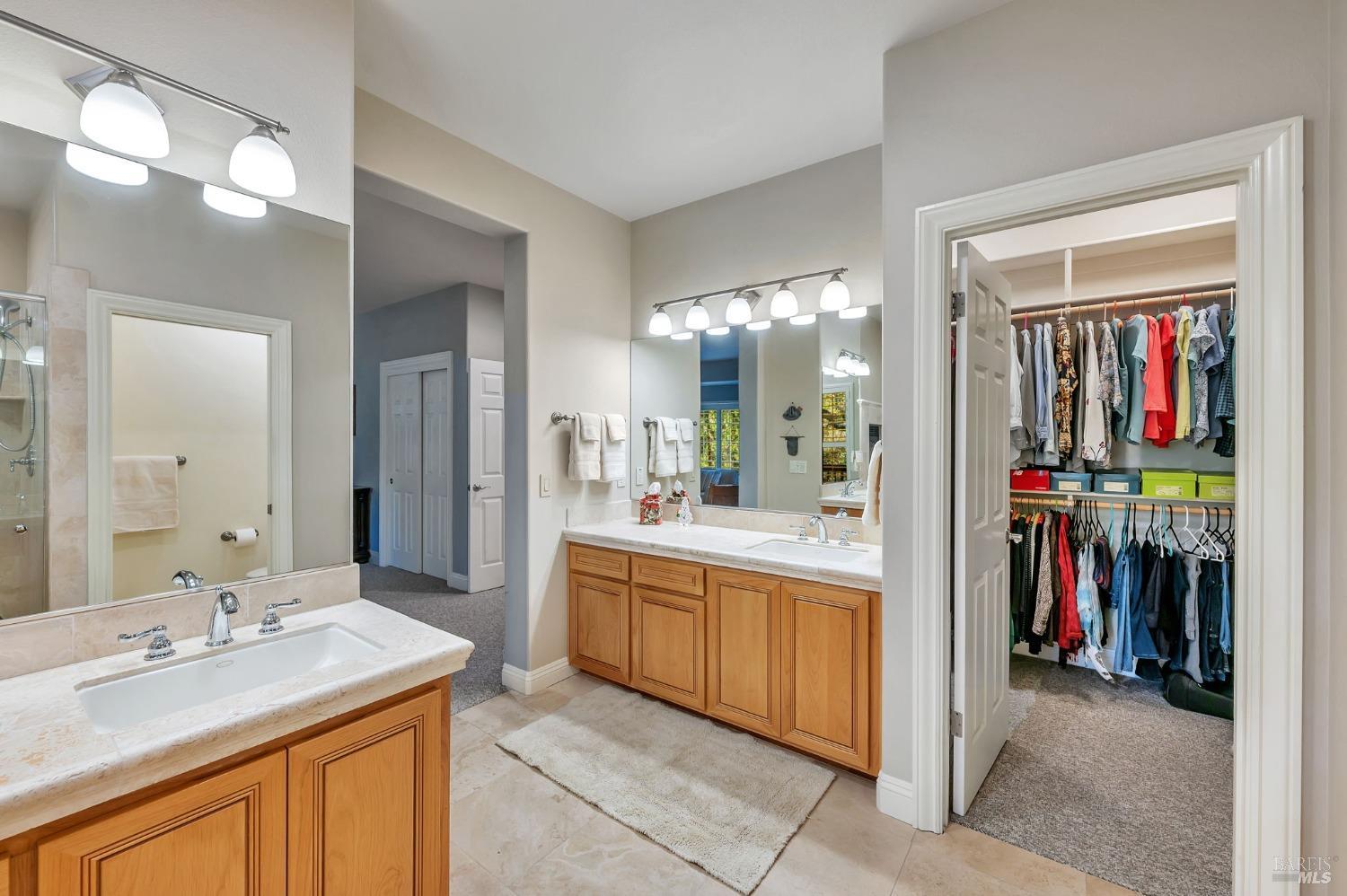 Sebastopol, California, 95472, United States, 4 Bedrooms Bedrooms, ,3 BathroomsBathrooms,Residential,For Sale,1989317